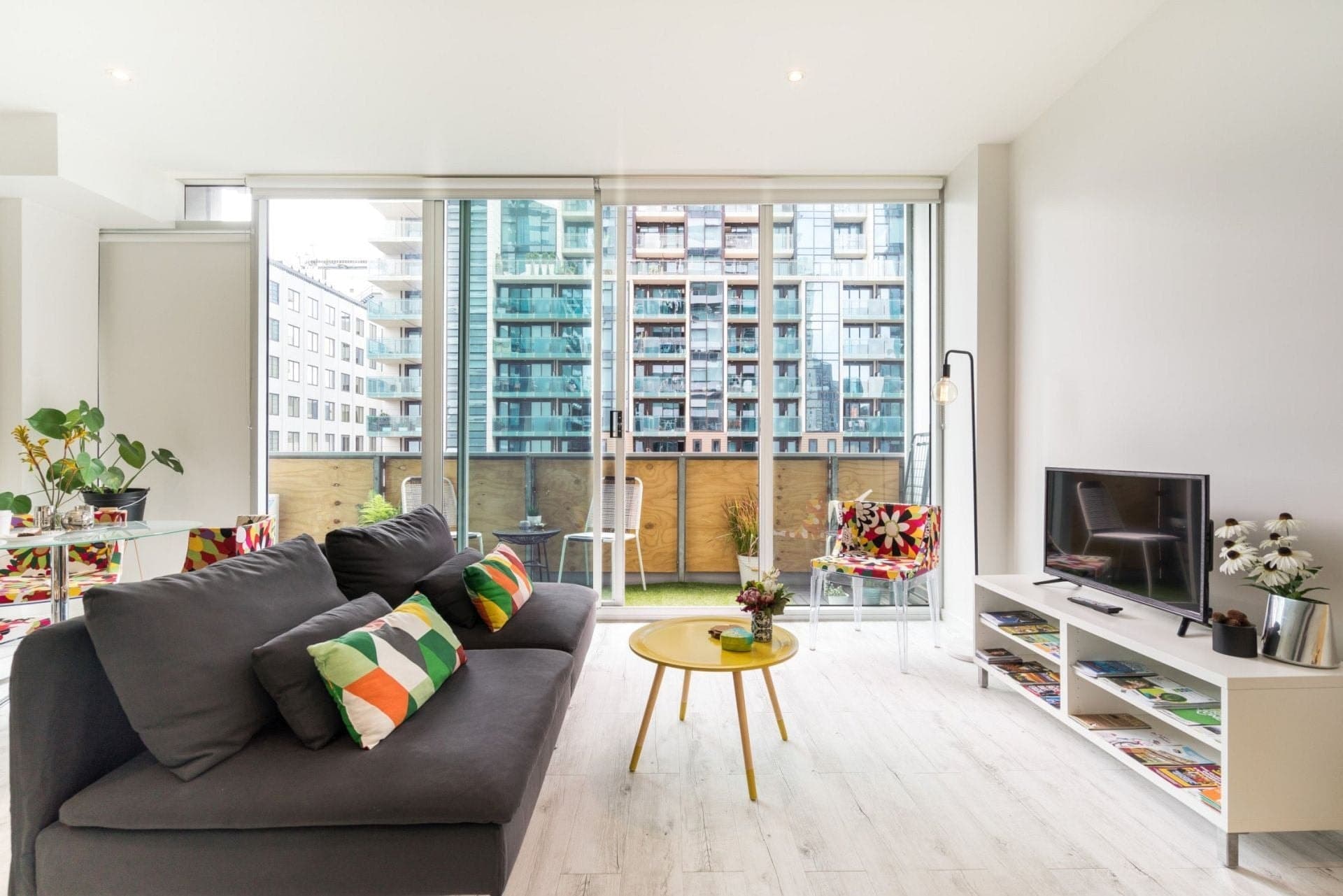 702/25 Wills Street MELBOURNE VIC, Melbourne - Image 1