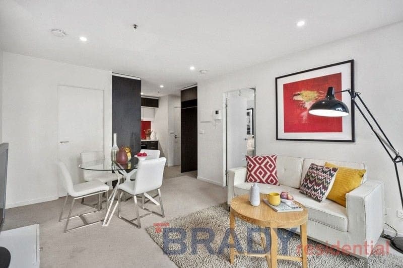 906/8 Sutherland Street MELBOURNE VIC, Melbourne - Thumbnail 3