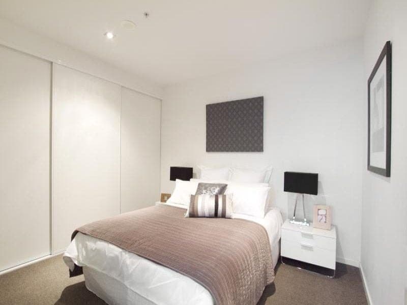 2401/8 Downie Street MELBOURNE VIC, Melbourne - Thumbnail 3