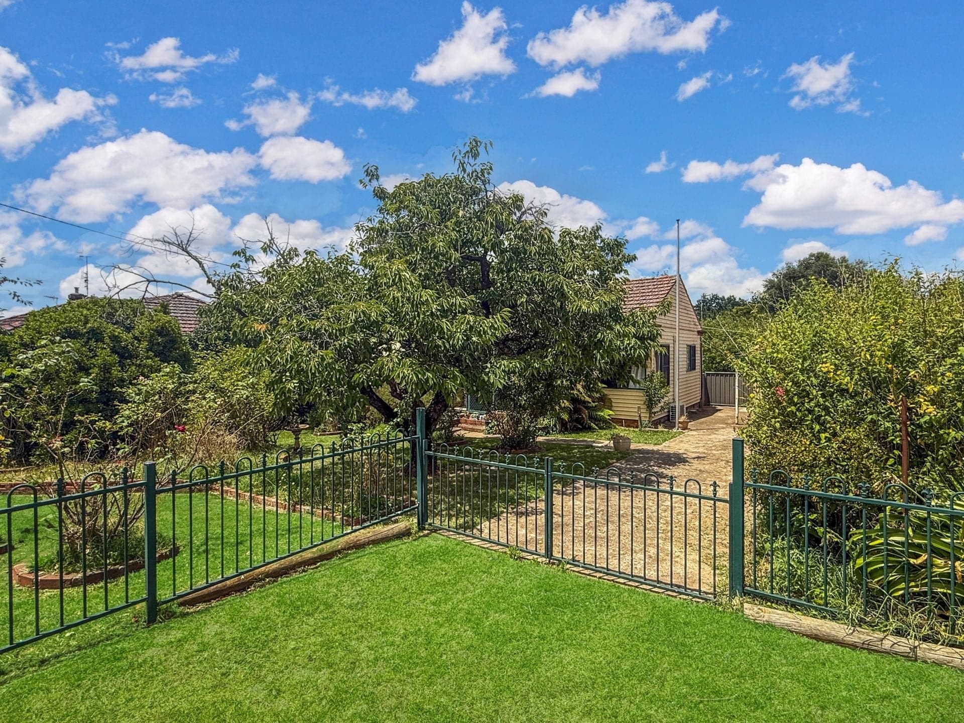 20 Tobruk Crescent Orange NSW, Orange - Image 1