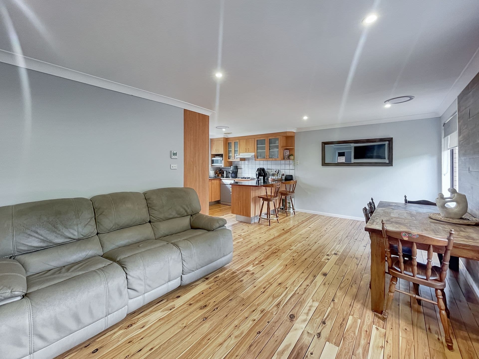 33 Seymour Street Orange NSW, Orange - Thumbnail 3