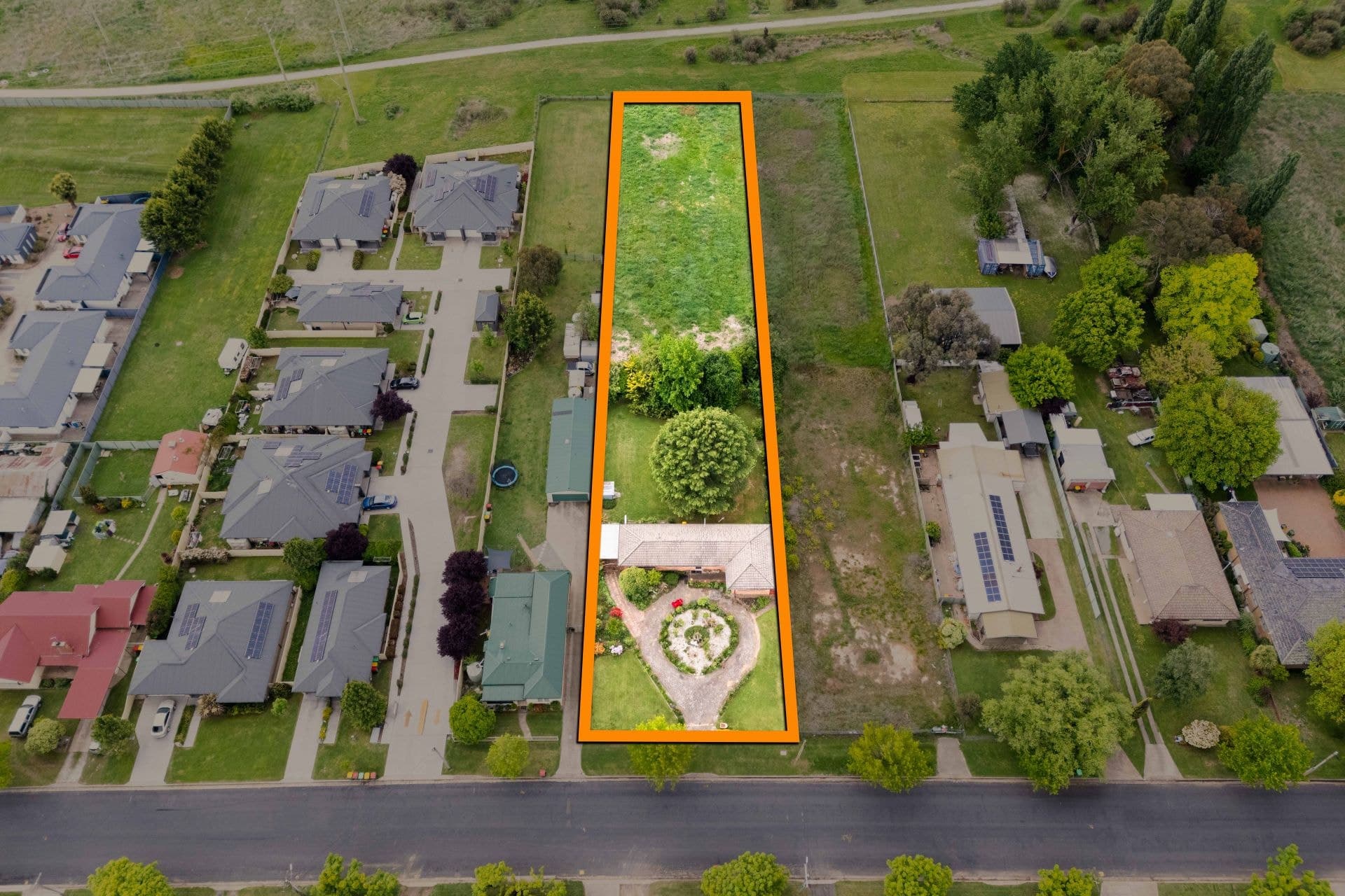 29-31 Bletchington Street Orange NSW, Orange - Thumbnail 2
