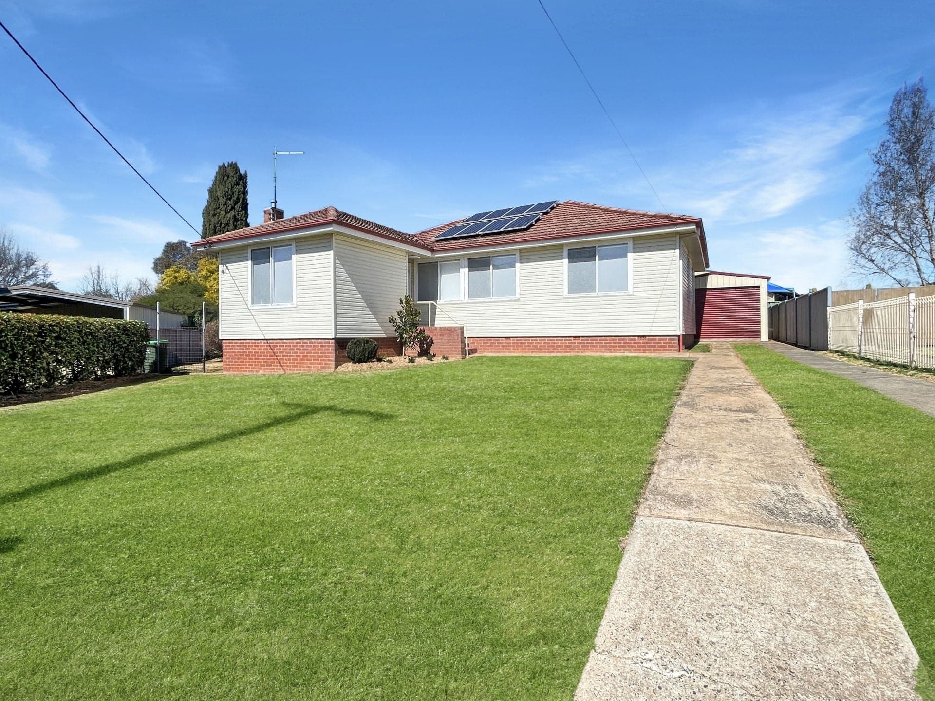 3 Golden Place Orange NSW, Orange - Image 1