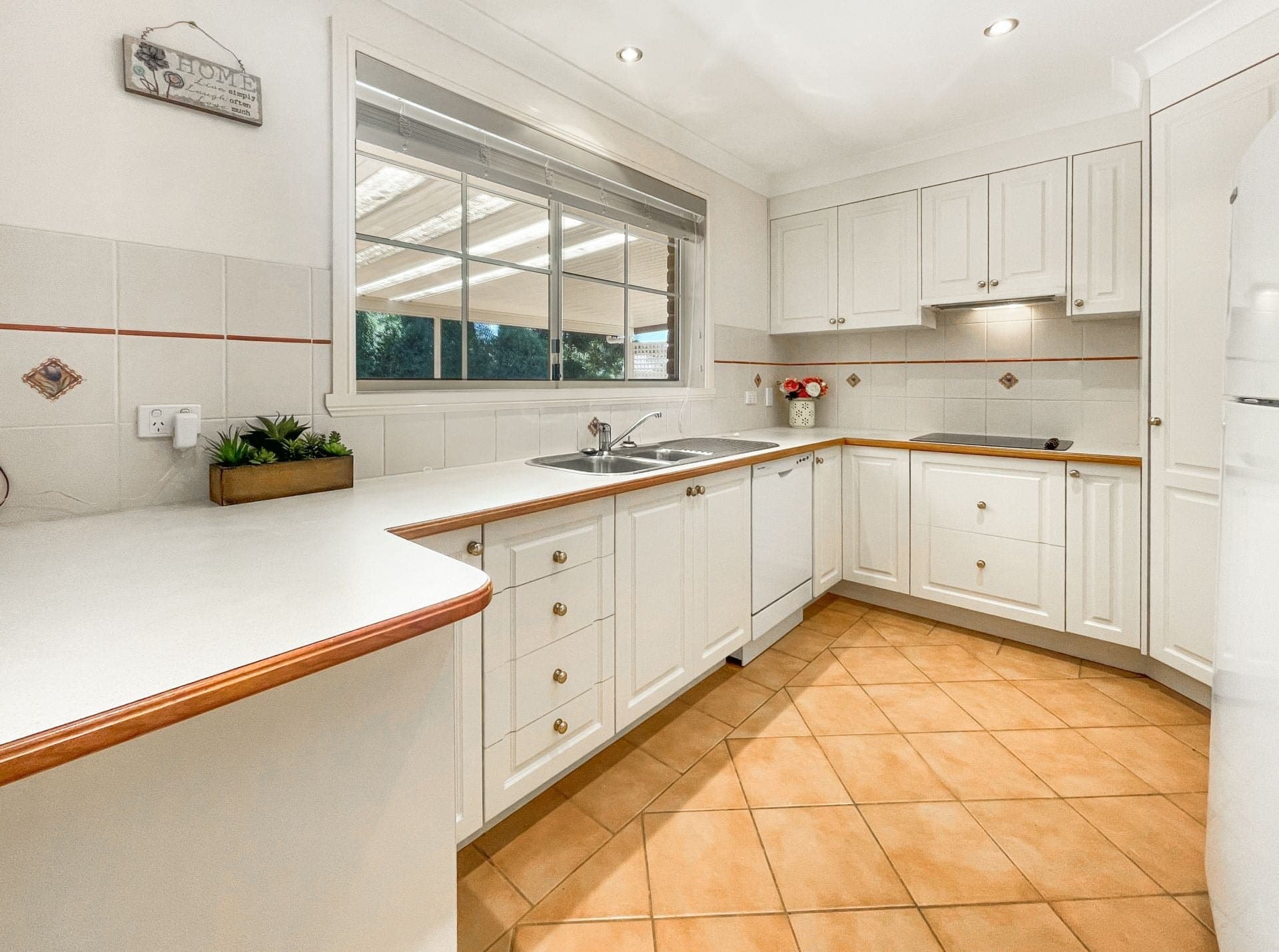 47 Olympic Drive Orange NSW, Orange - Thumbnail 5