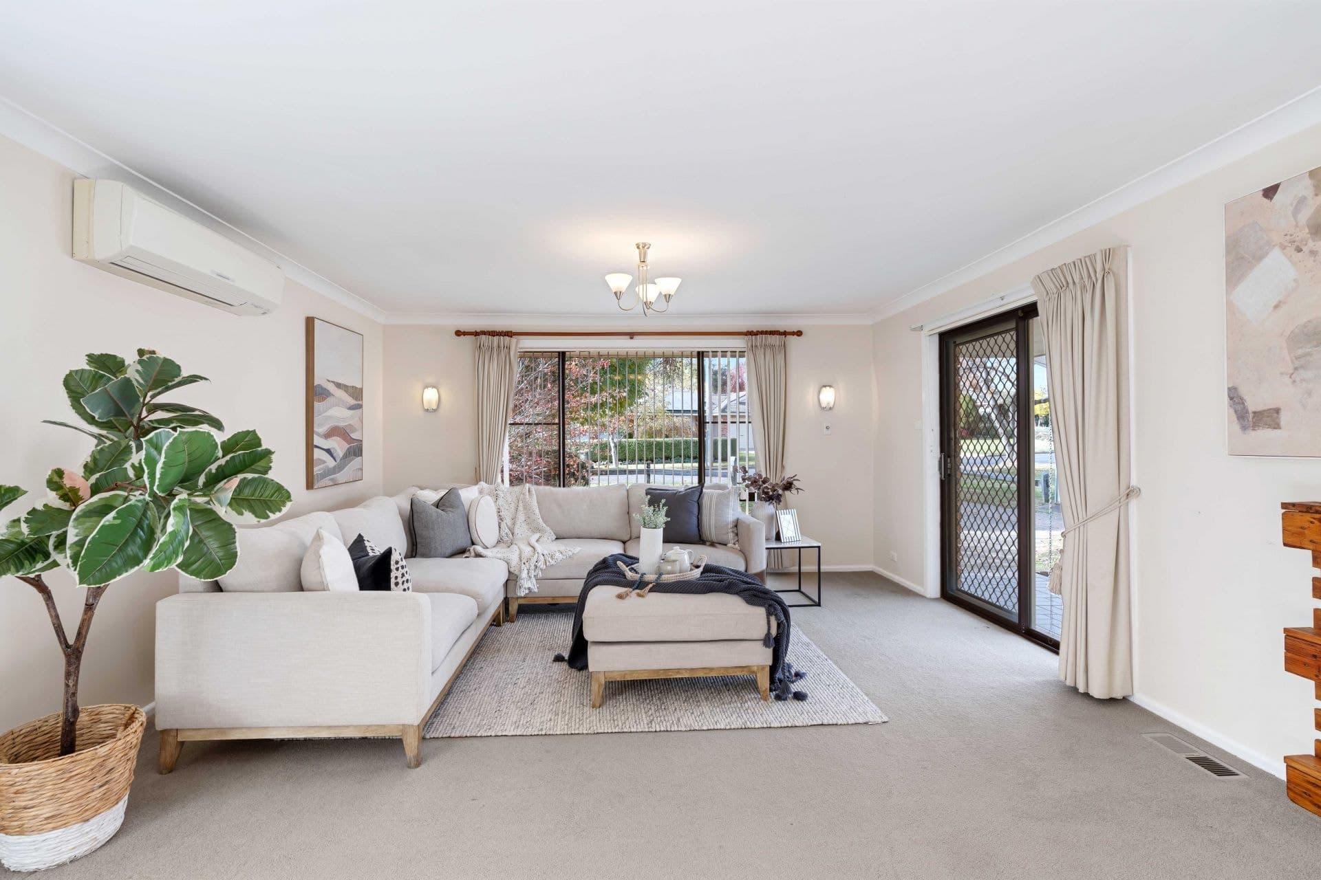 13 Caleula Crescent Orange NSW, Orange - Thumbnail 2