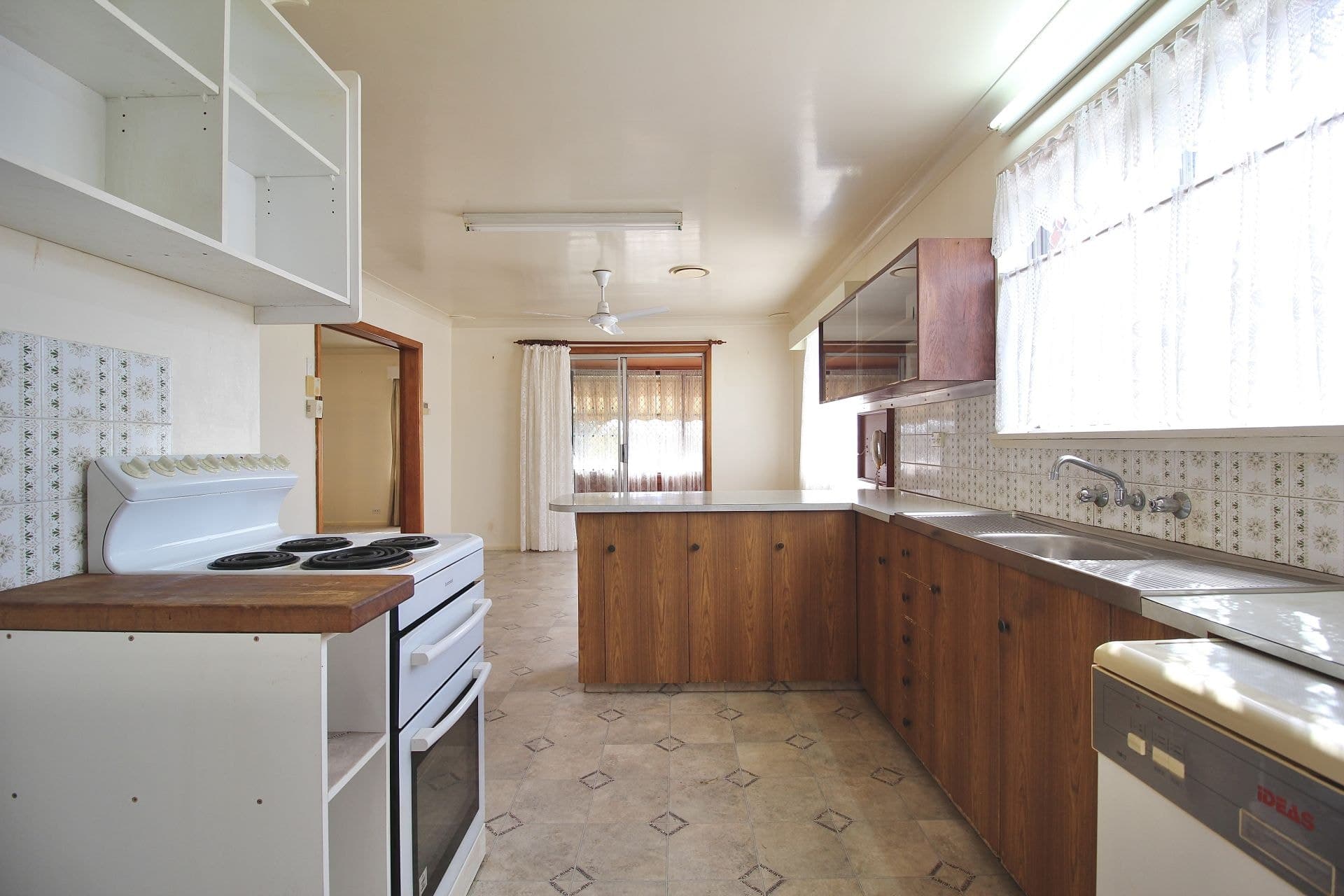 1 Adina Crescent Orange NSW, Orange - Thumbnail 4