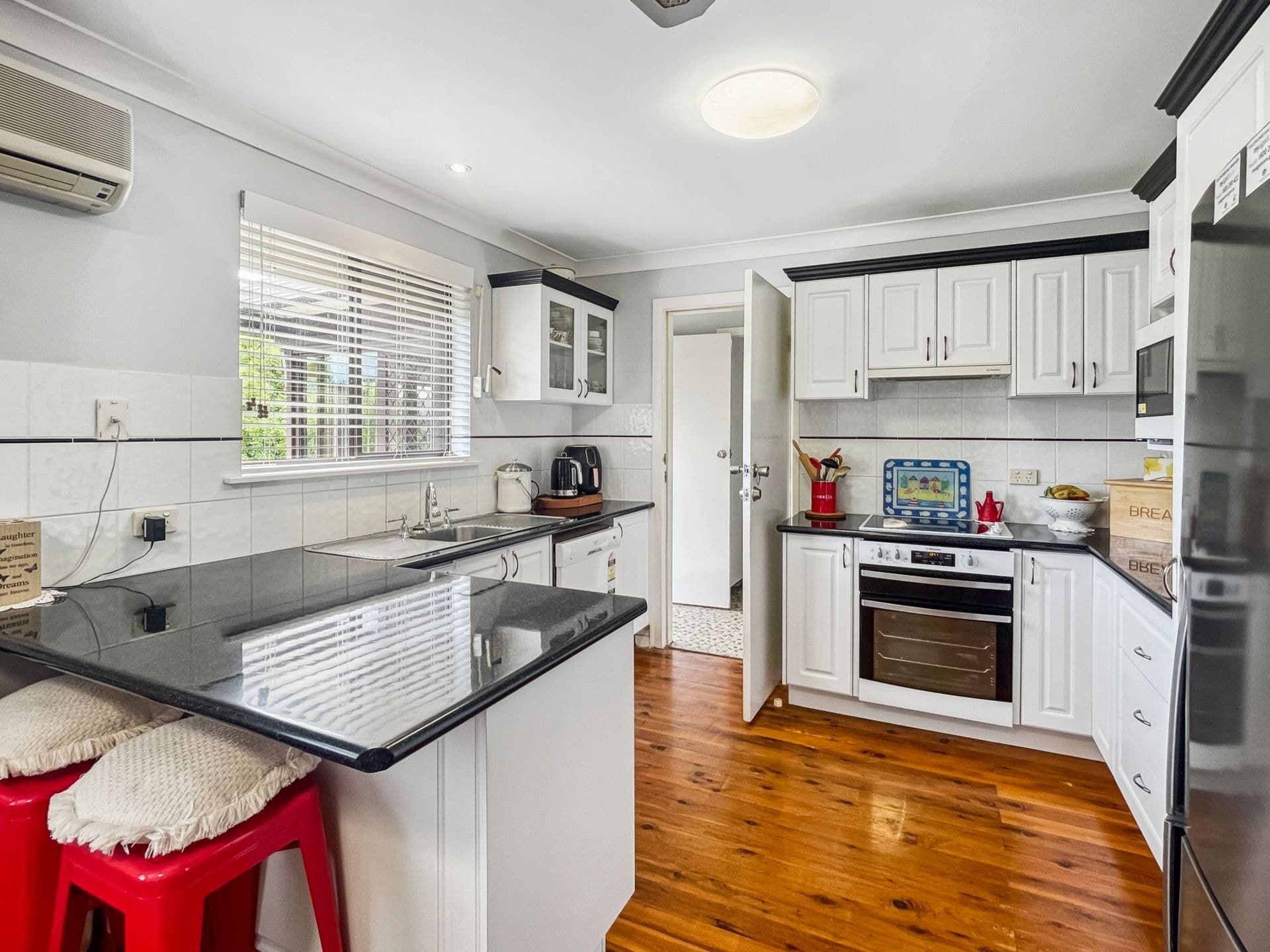 21 Anson Street Orange NSW, Orange - Thumbnail 6