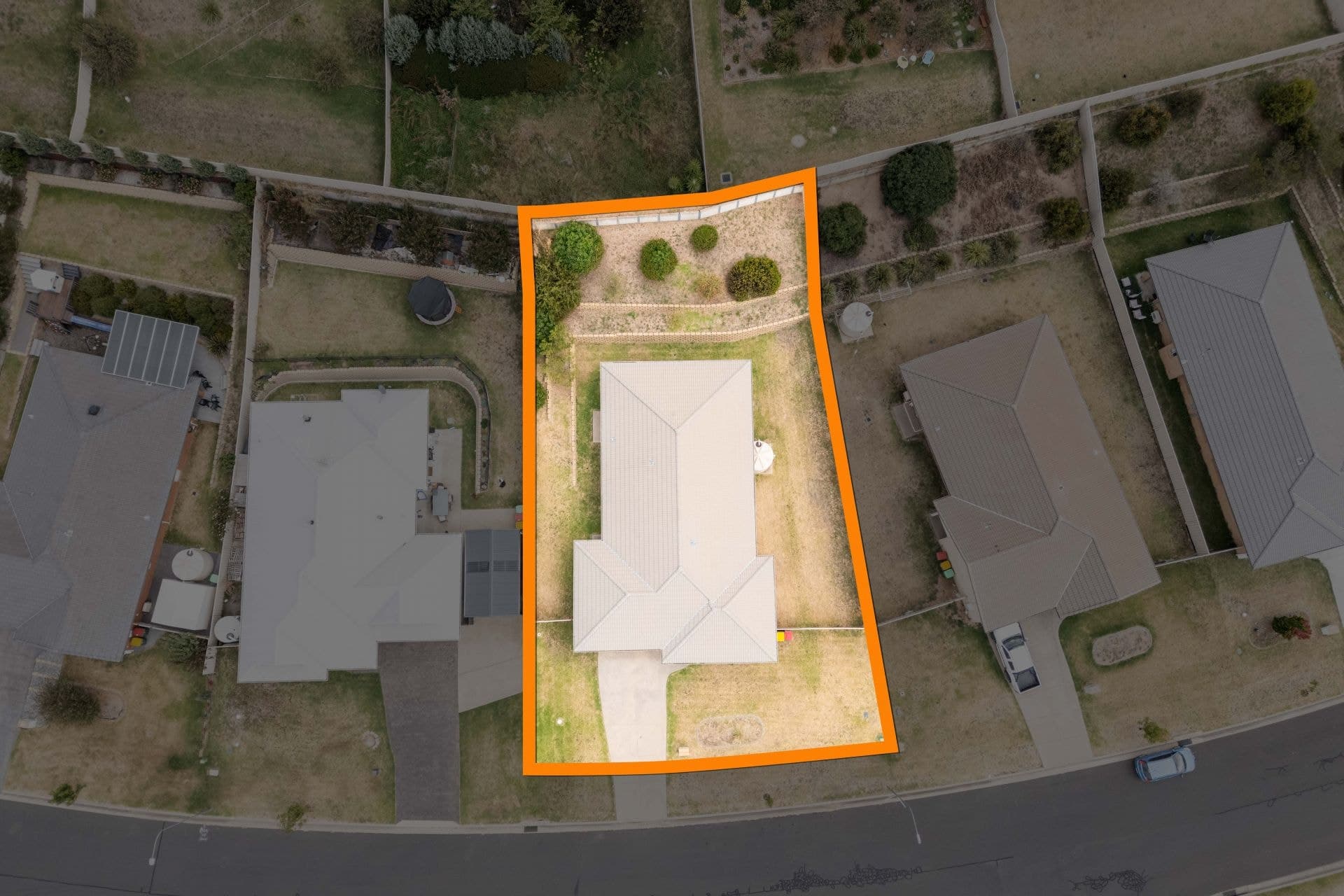 53 Honeyman Drive Orange NSW, Orange - Thumbnail 2