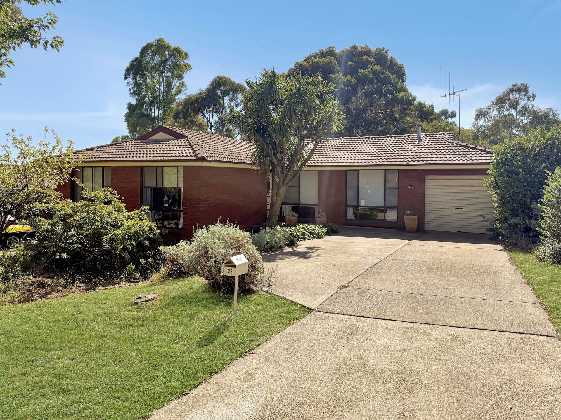 22 Northstoke Way Orange NSW, Orange - Image 1