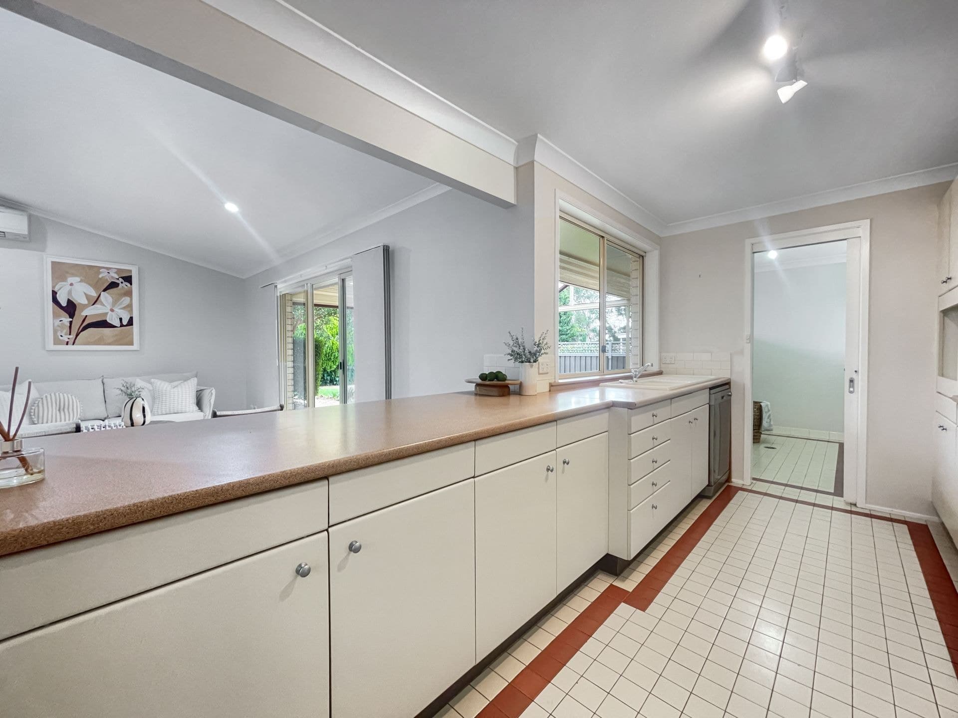 8 Anthony Crescent Orange NSW, Orange - Thumbnail 7