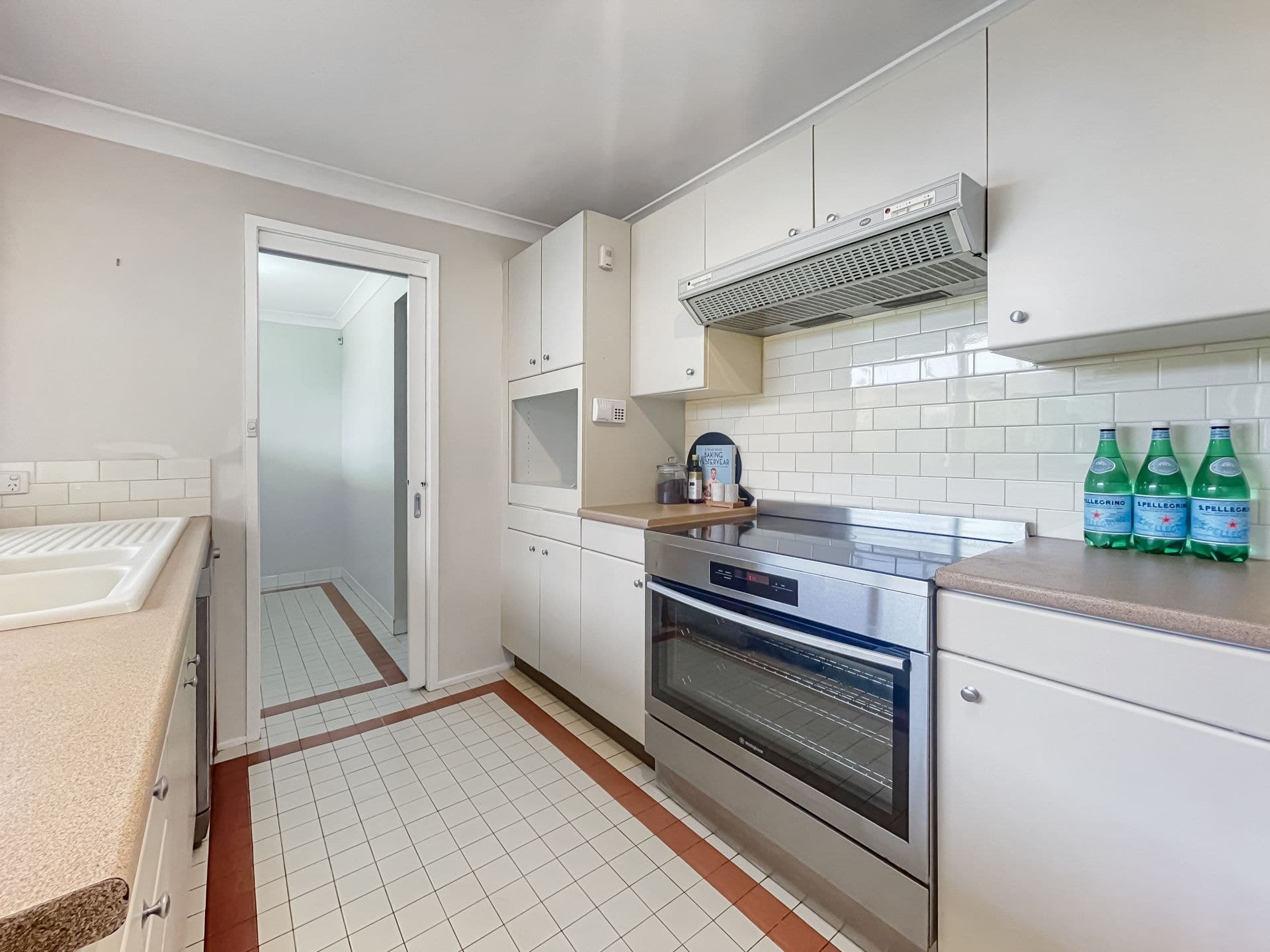 8 Anthony Crescent Orange NSW, Orange - Thumbnail 8