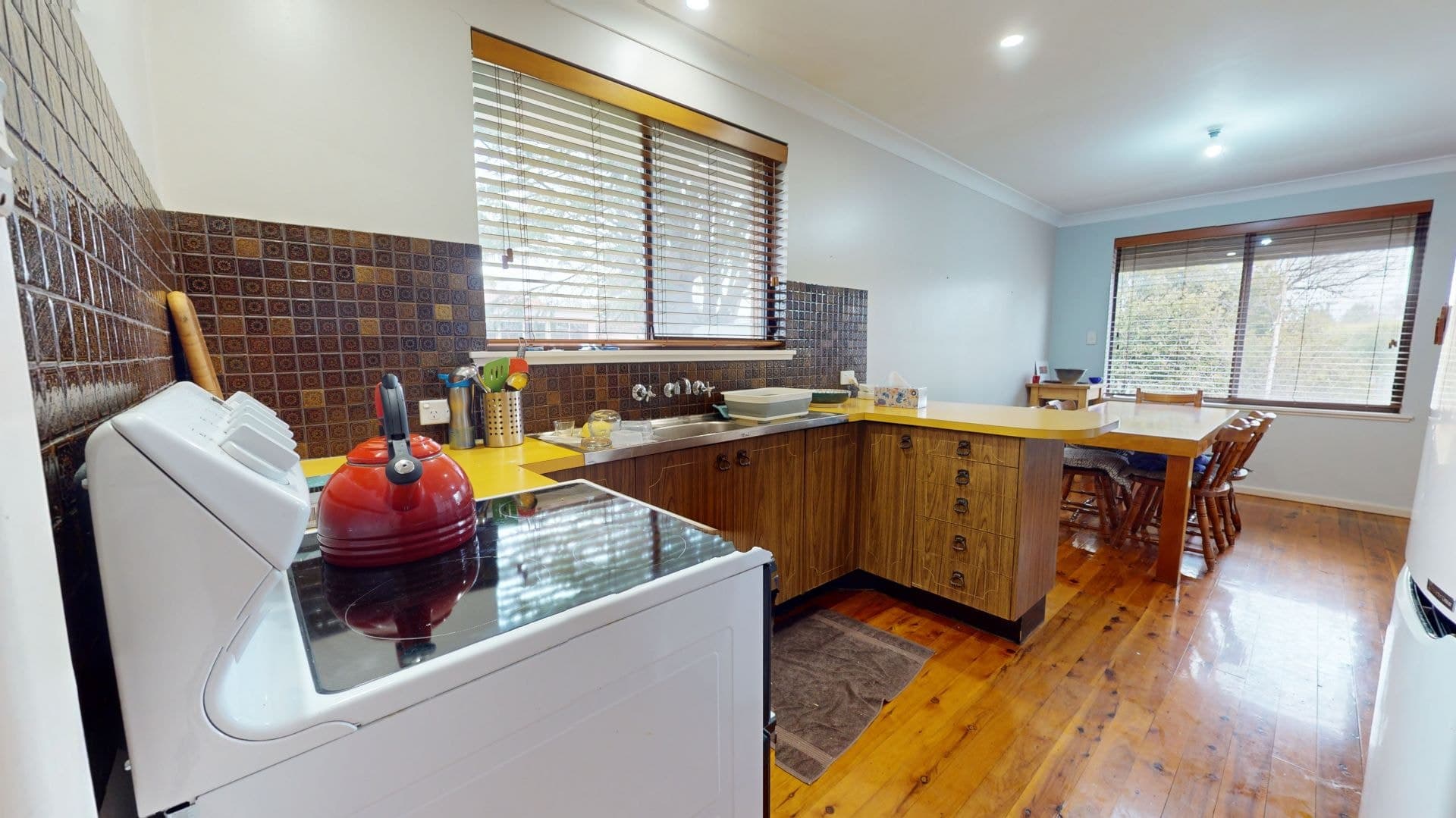 18 Icely Road Orange NSW, Orange - Thumbnail 3