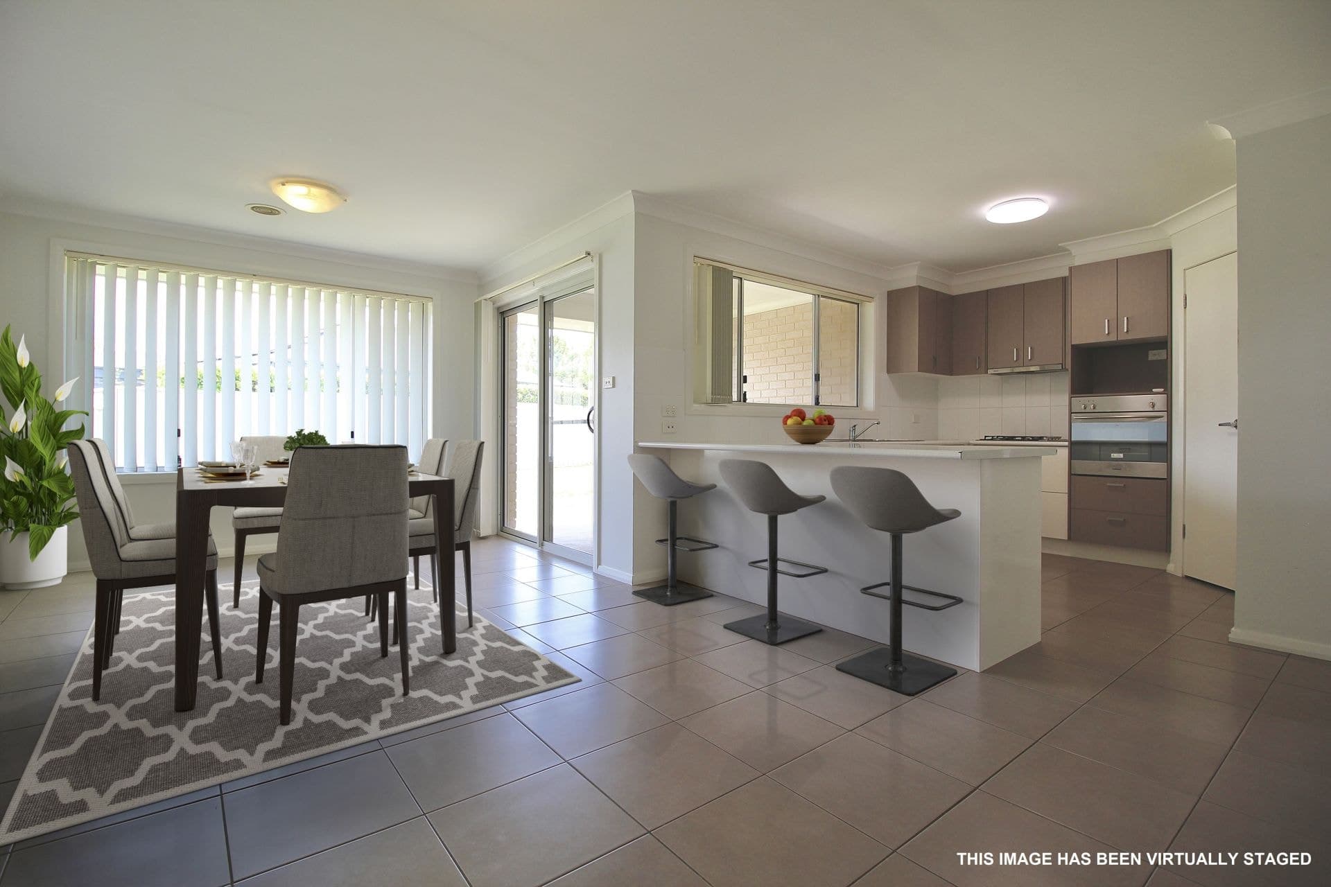 4 Molloy Drive Orange NSW, Orange - Thumbnail 2
