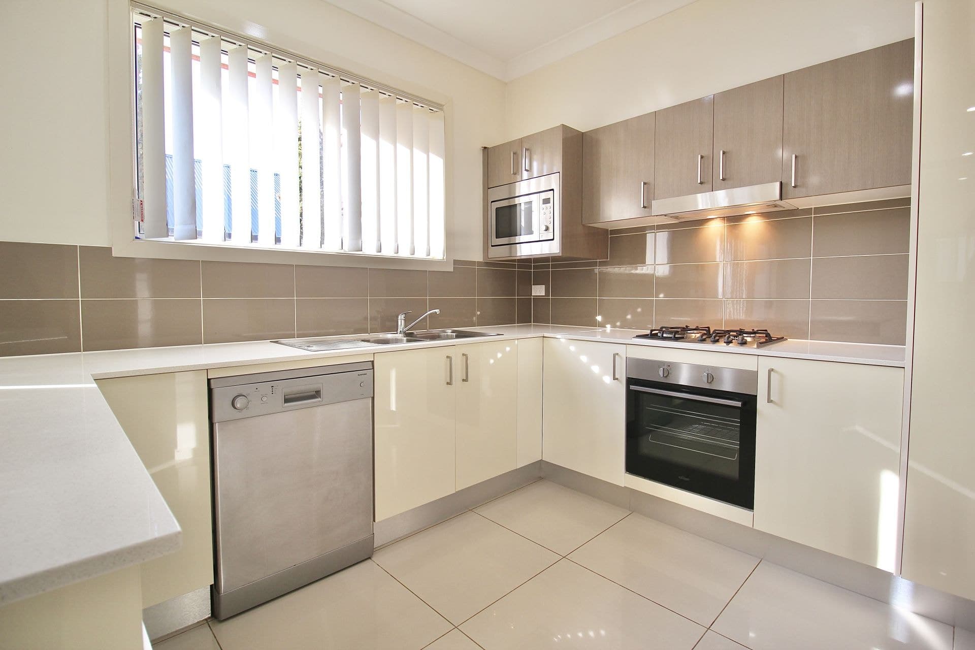 3/19 Moonstone Drive Orange NSW, Orange - Thumbnail 2