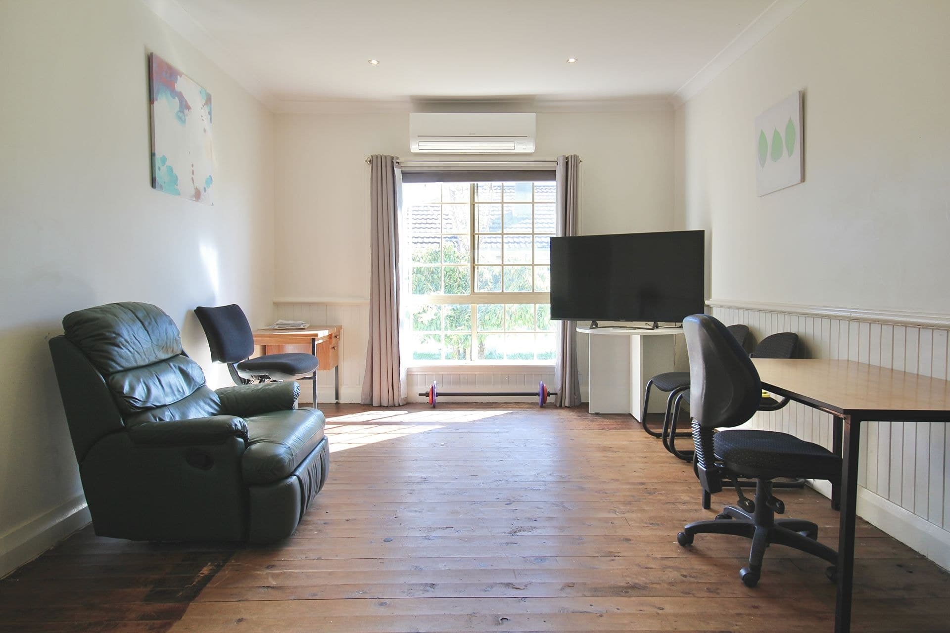 43 Endsleigh Avenue Orange NSW, Orange - Thumbnail 4
