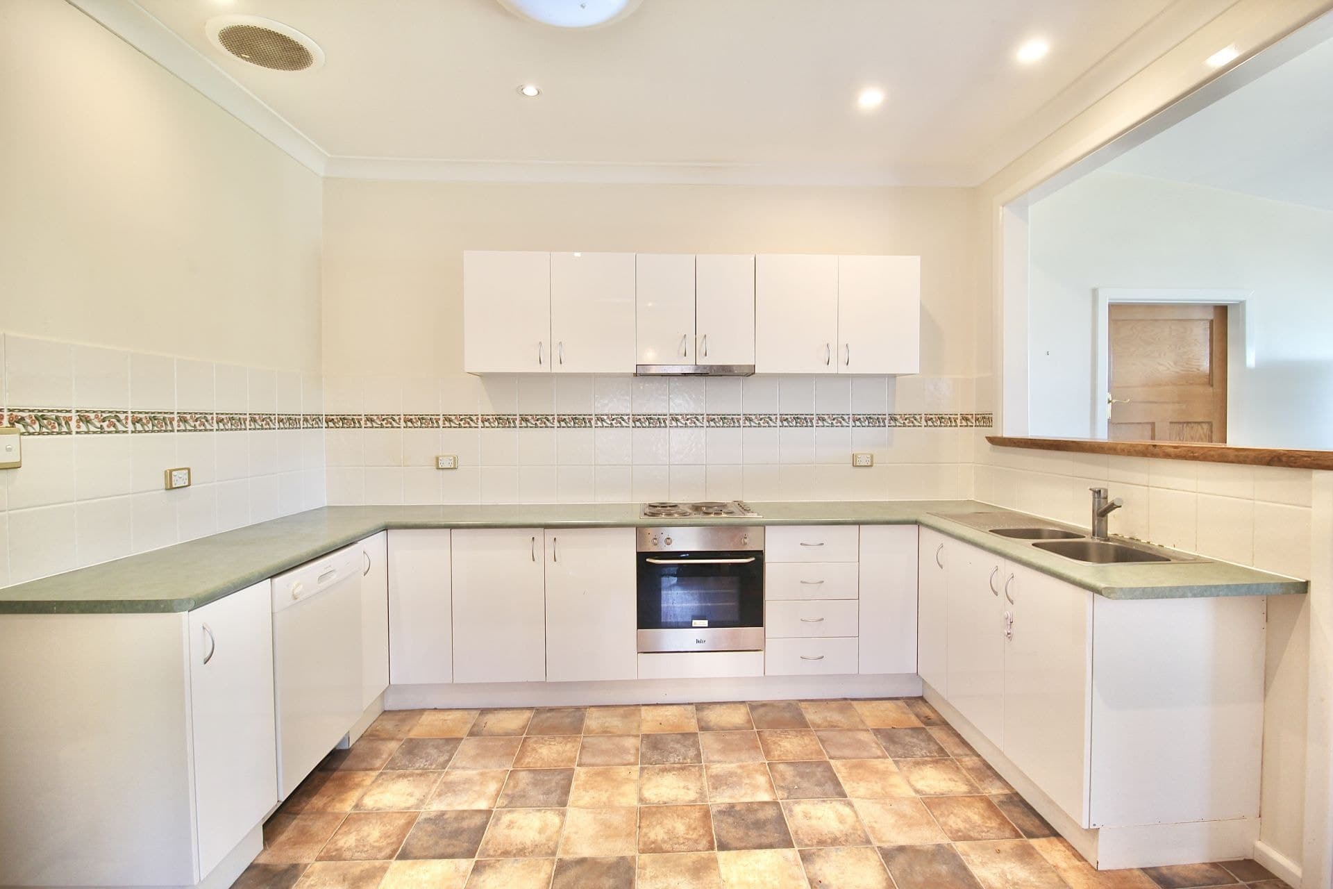 163 Clinton Street Orange NSW, Orange - Thumbnail 3