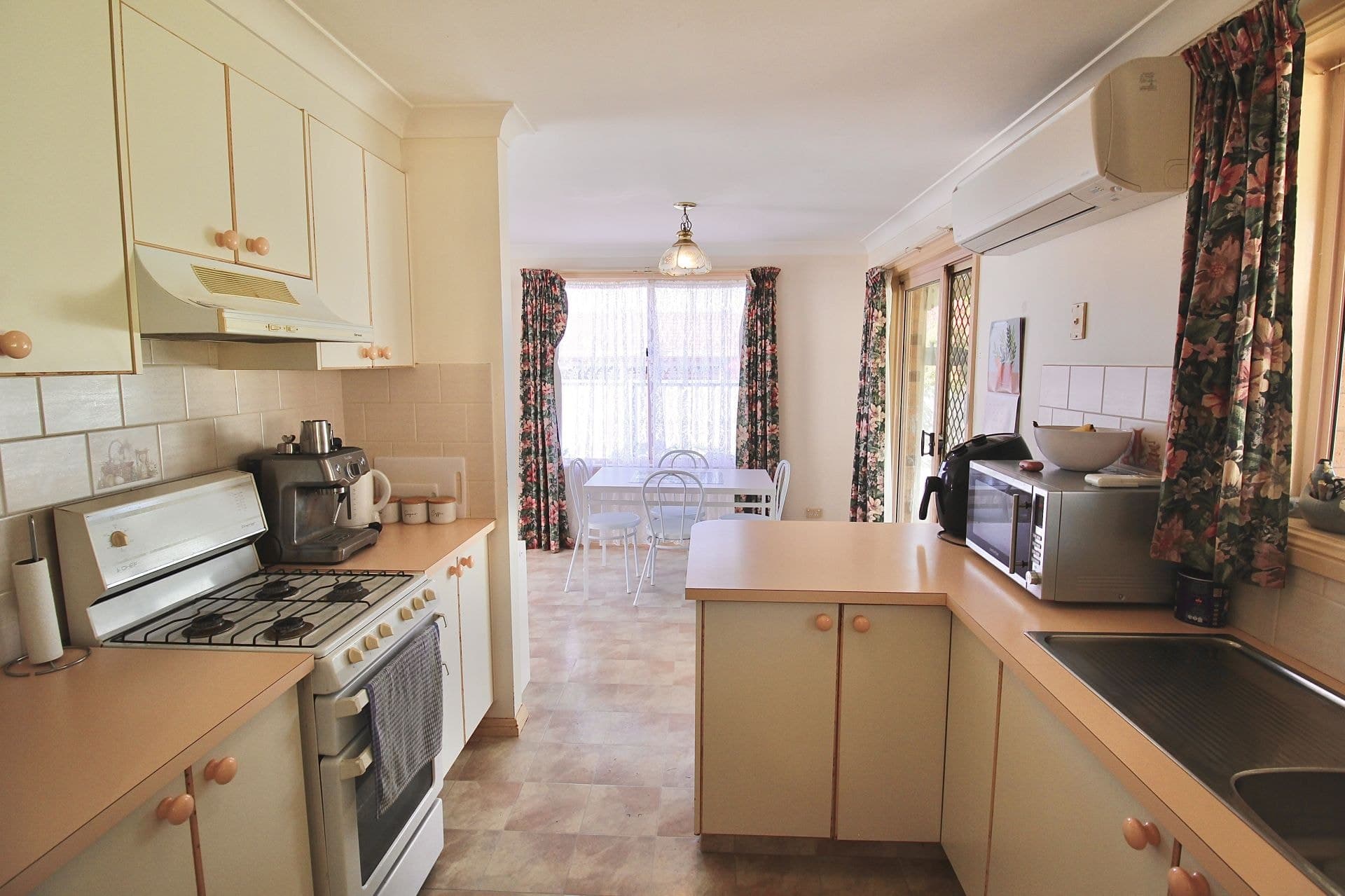 9 Shamrock Place Orange NSW, Orange - Thumbnail 6