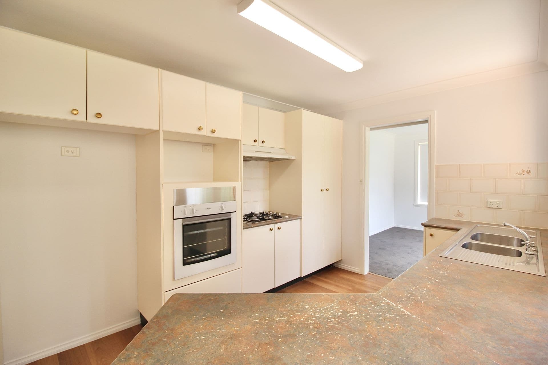 12 Alan Ridley Place Orange NSW, Orange - Thumbnail 4