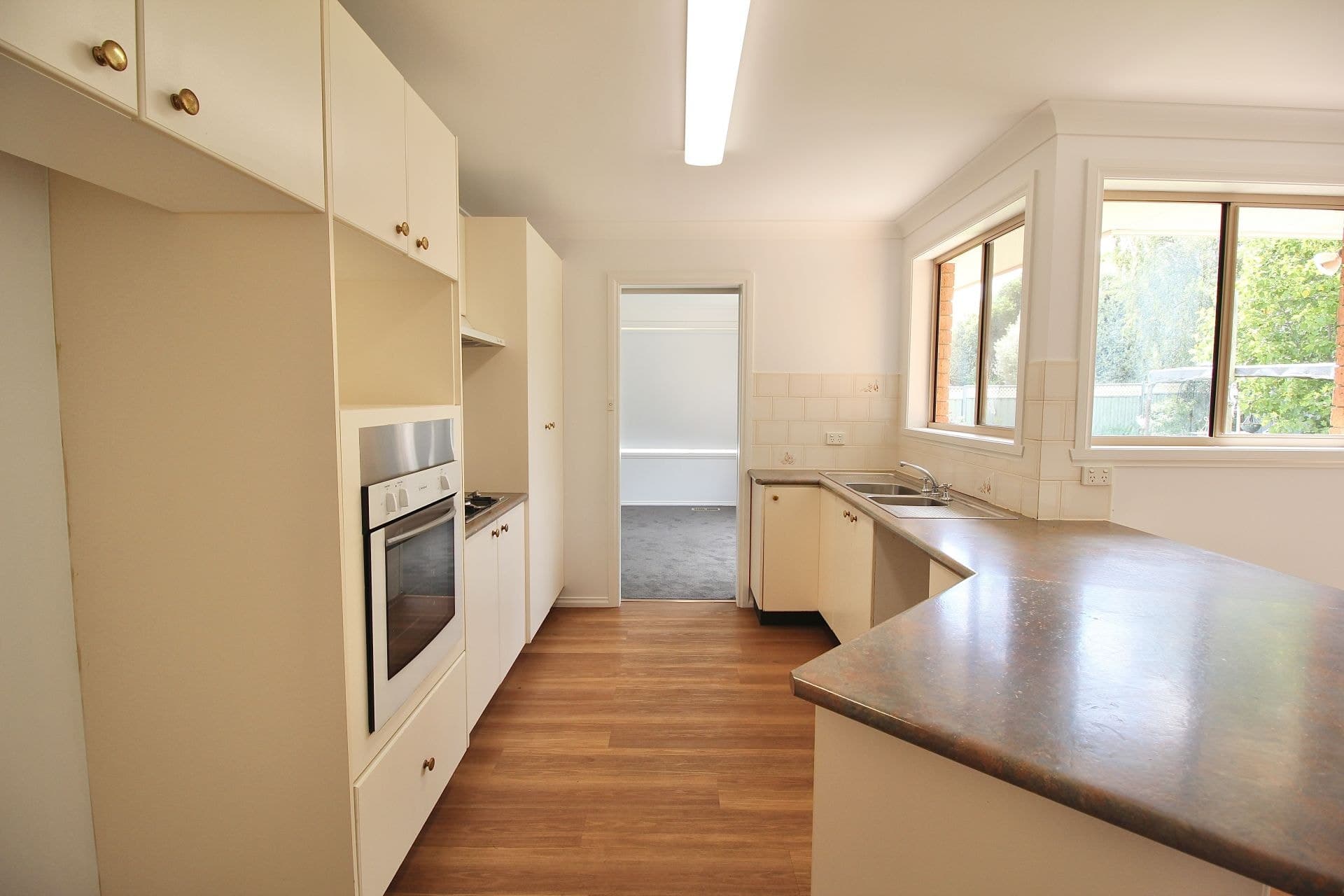 12 Alan Ridley Place Orange NSW, Orange - Thumbnail 6