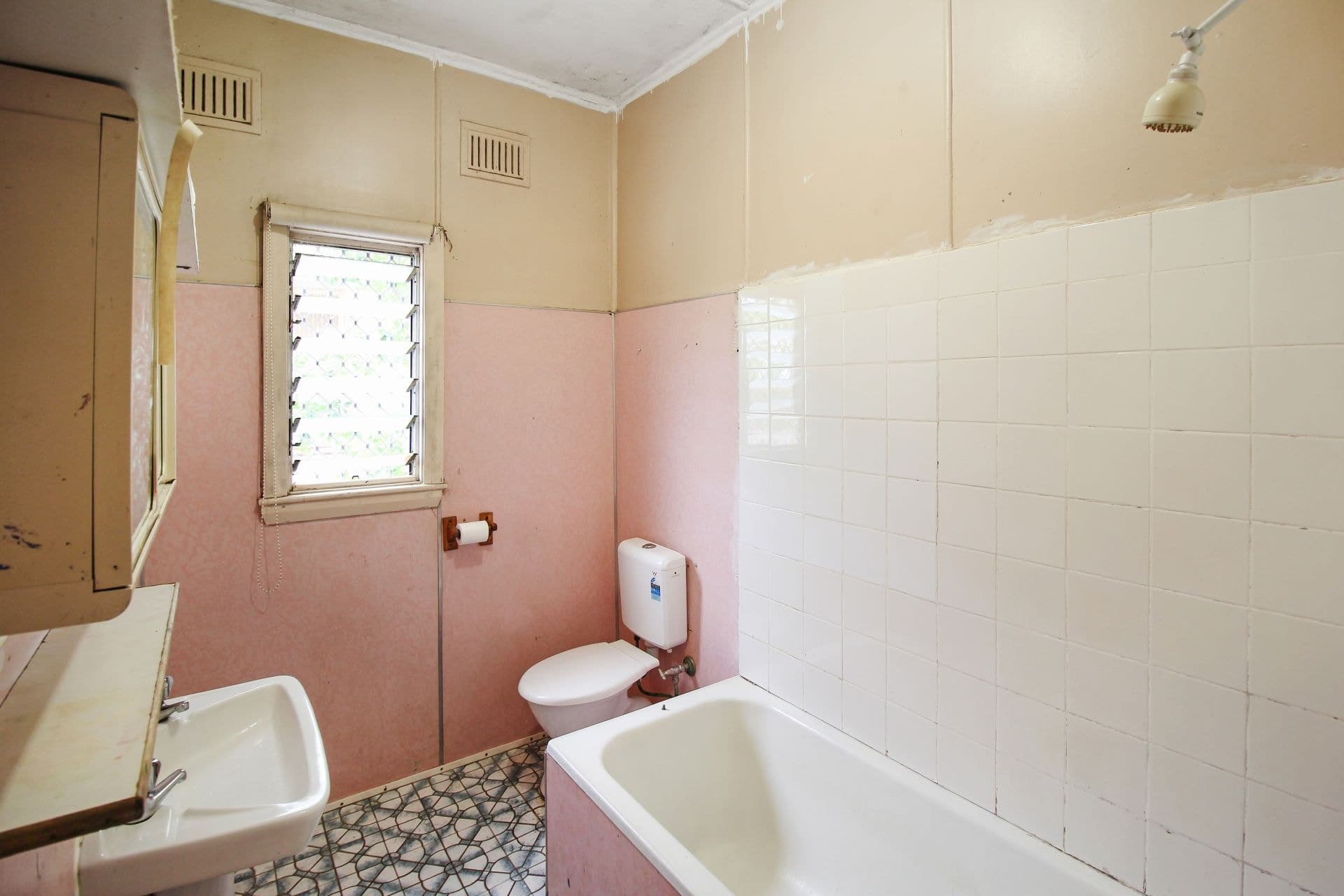 2 Tobruk Crescent Orange NSW, Orange - Thumbnail 5