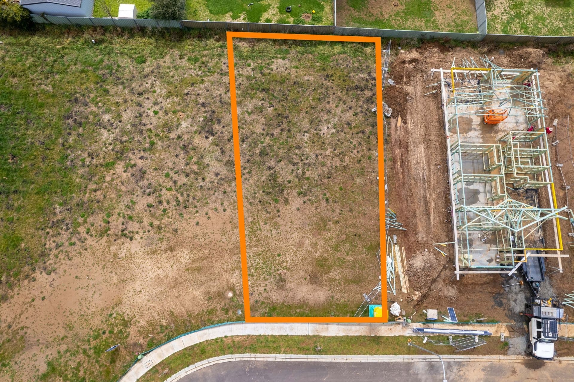 26 Hoynes Circuit Blayney NSW, Blayney - Thumbnail 2