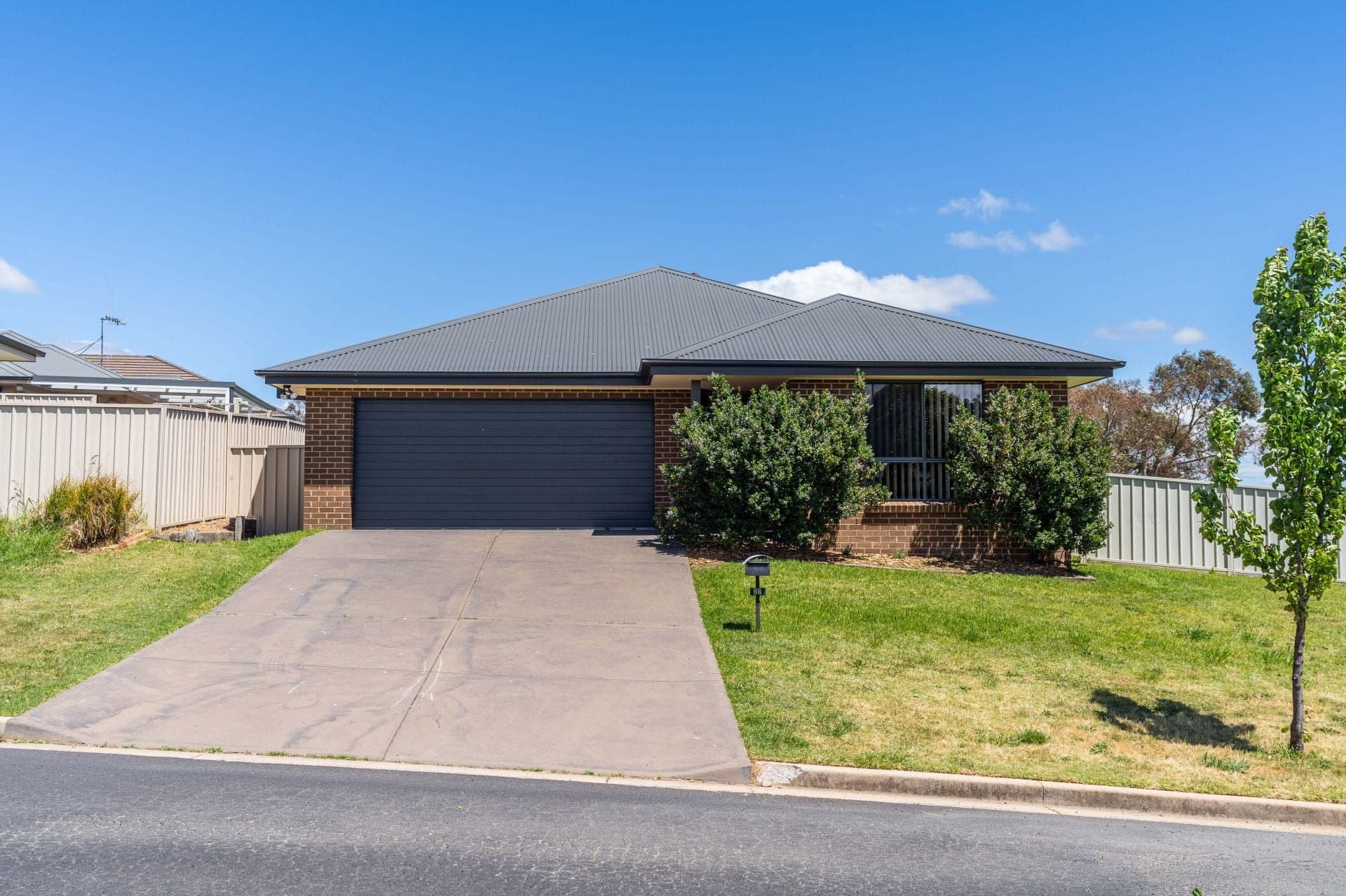 27 Botanic Way Orange NSW, Orange - Image 1