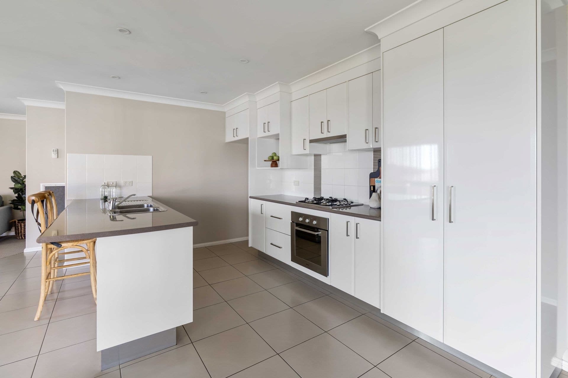 27 Botanic Way Orange NSW, Orange - Thumbnail 4