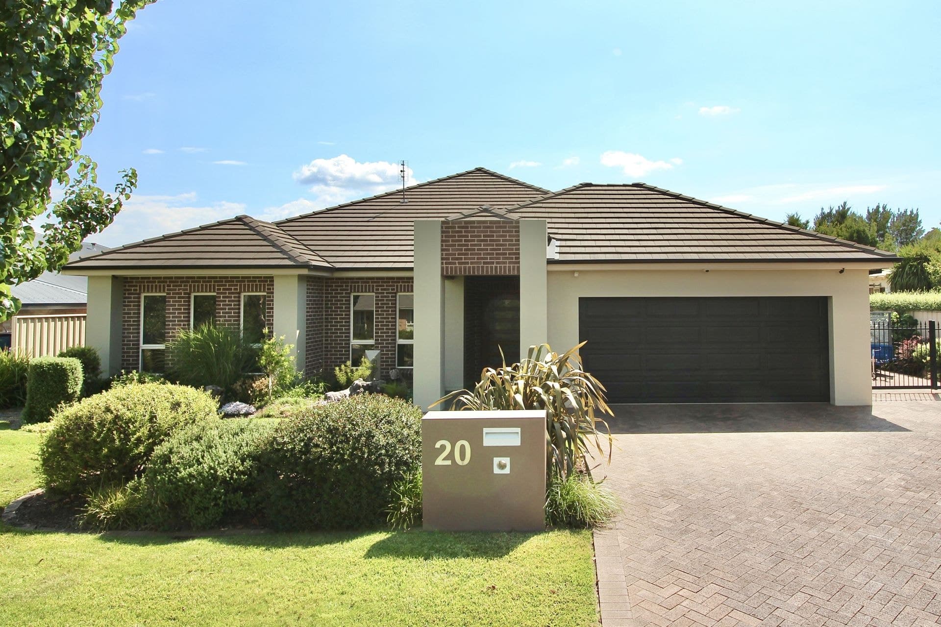 20 Botanic Way Orange NSW, Orange - Image 1