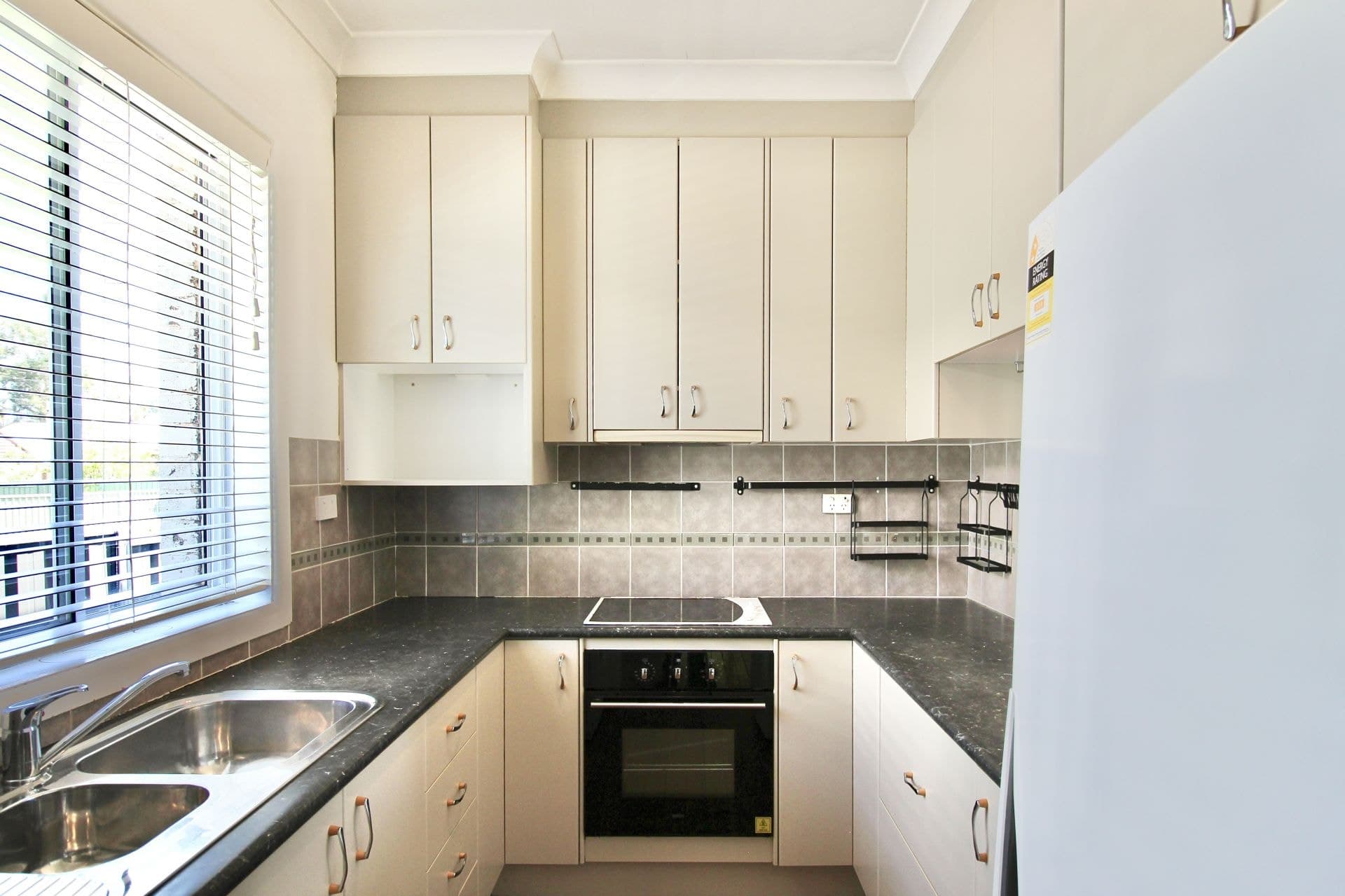 129 Gardiner Road ORANGE NSW, Orange - Thumbnail 7