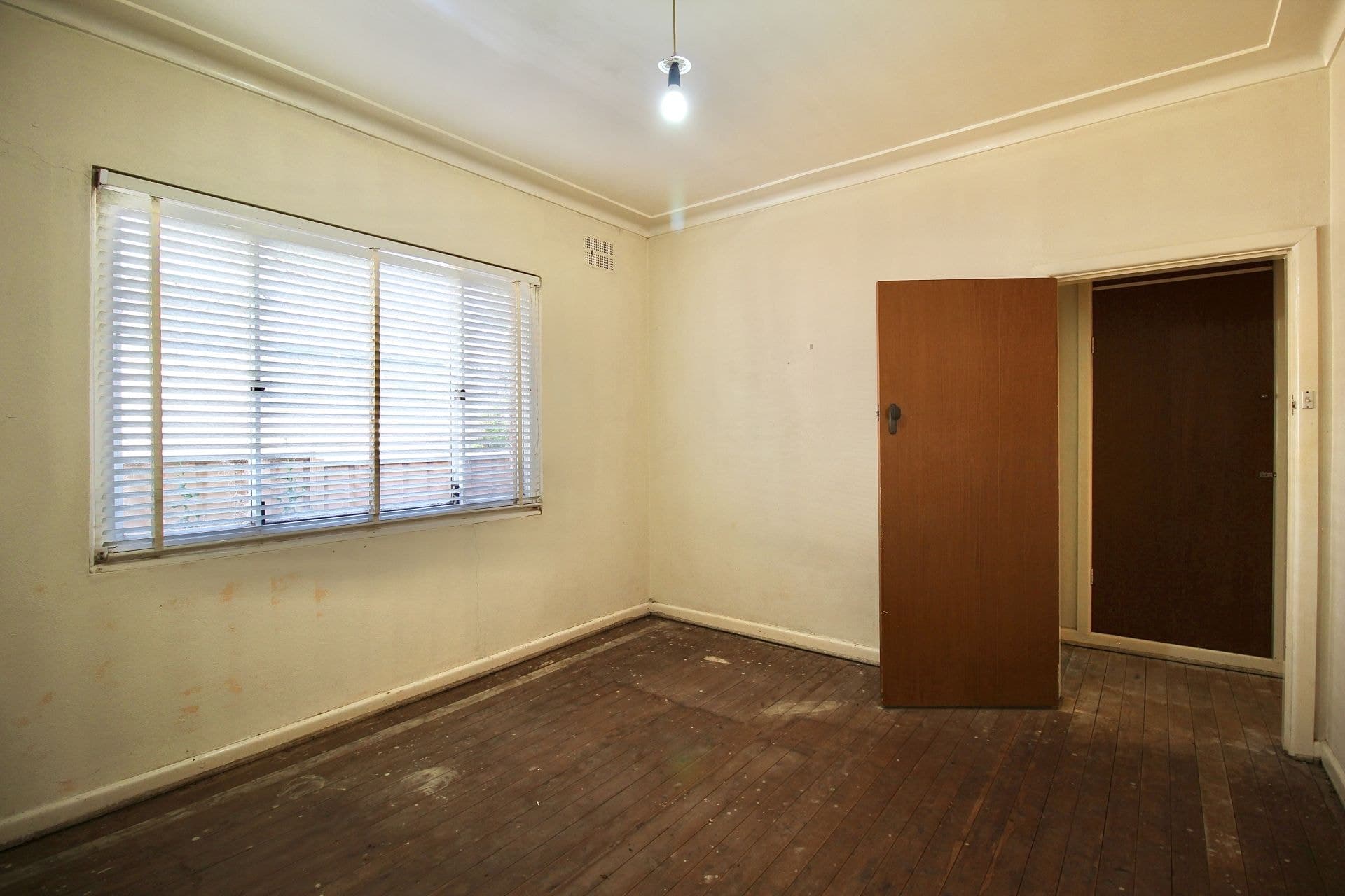 36 Spring Street Orange NSW, Orange - Thumbnail 6