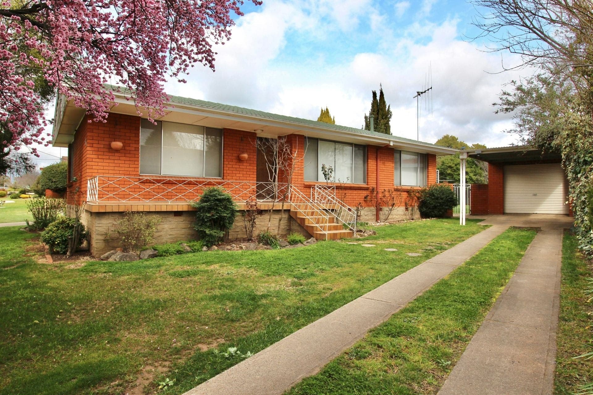 349 Peisley Street Orange NSW, Orange - Image 1