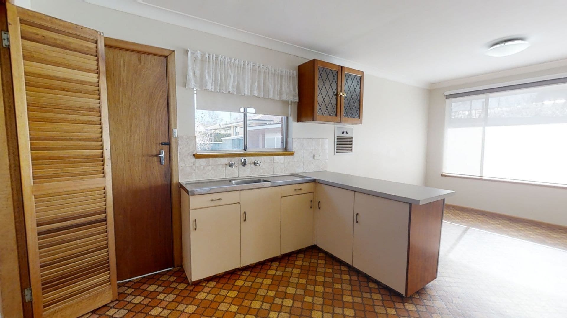 349 Peisley Street Orange NSW, Orange - Thumbnail 6
