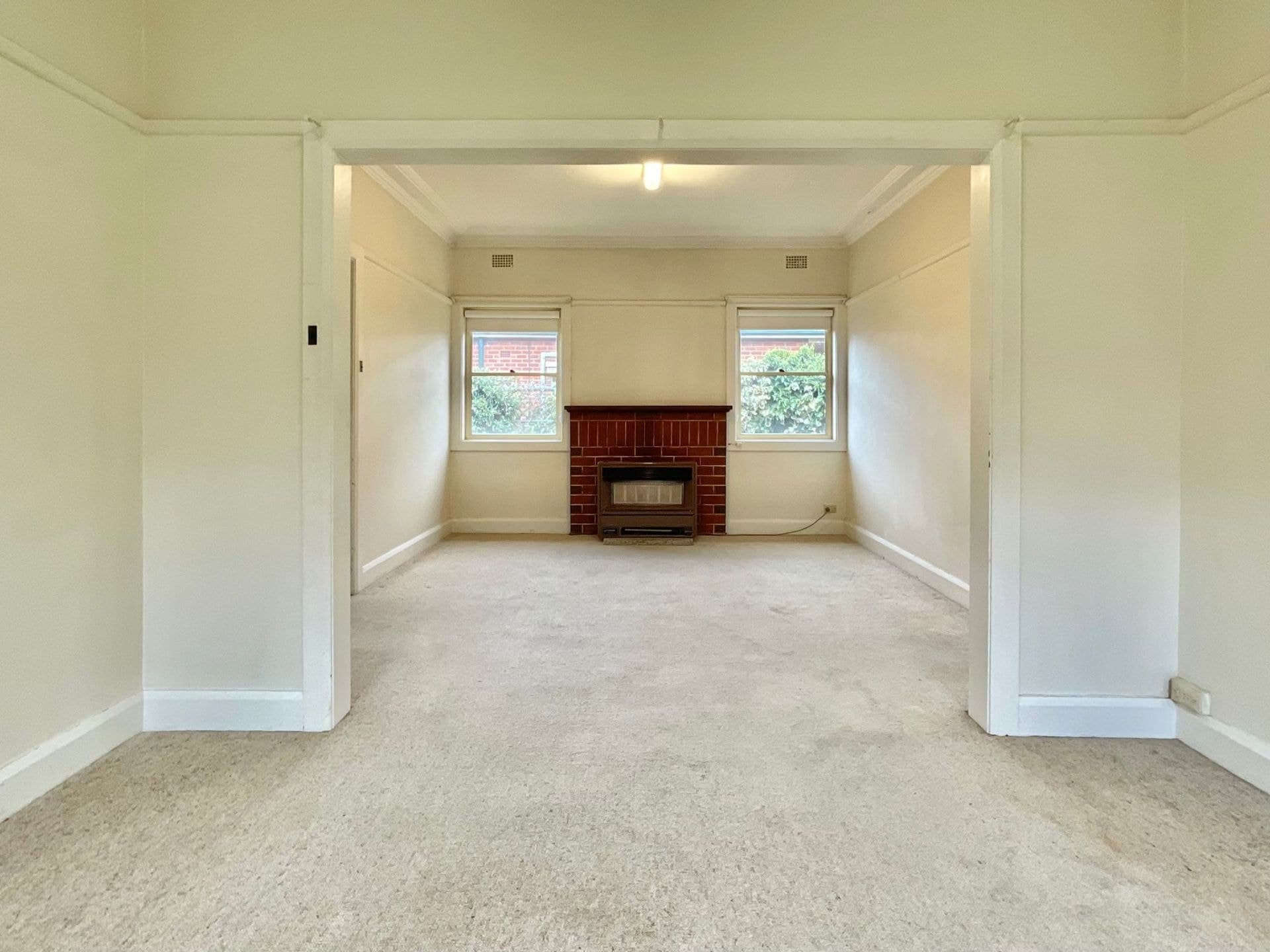99 Warrendine Street Orange NSW, Orange - Thumbnail 2