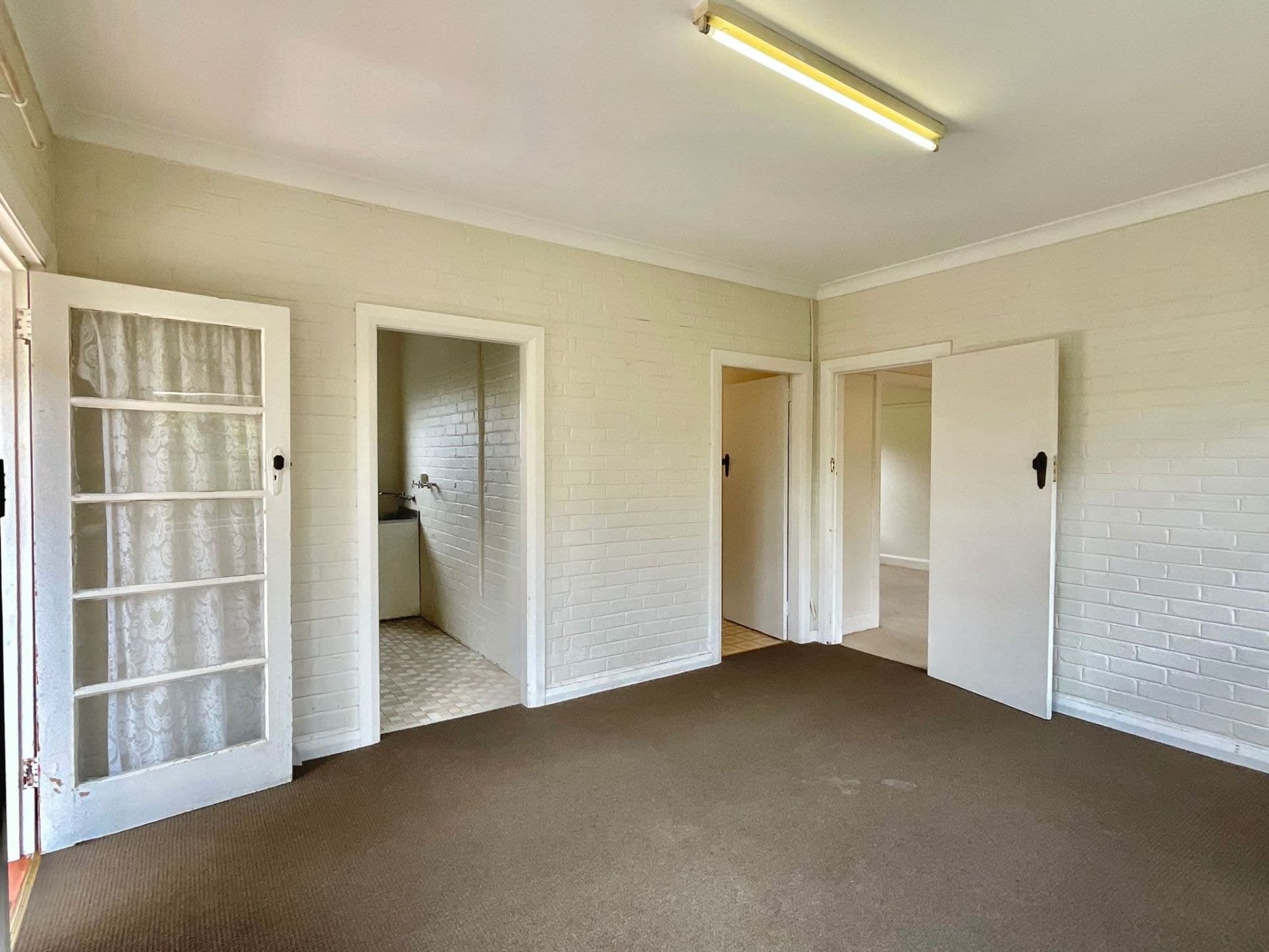 99 Warrendine Street Orange NSW, Orange - Thumbnail 5