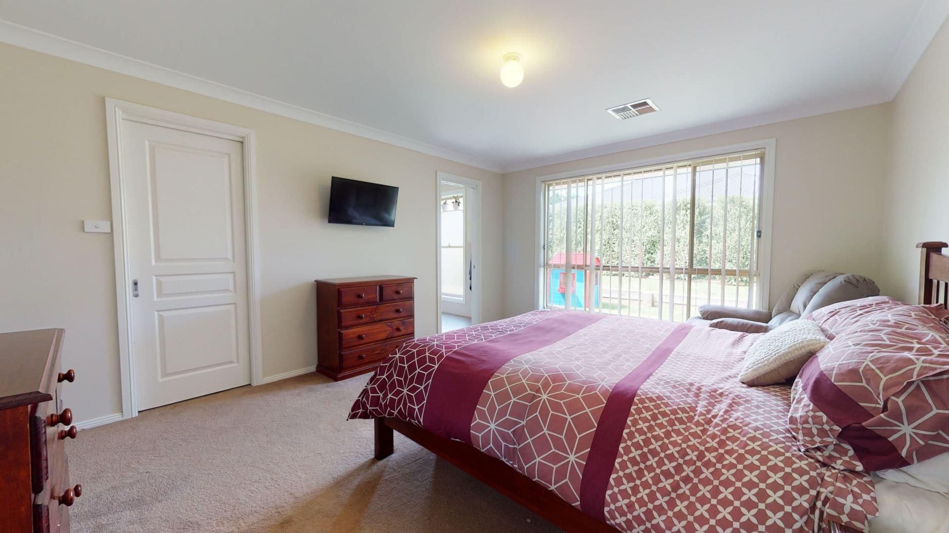 74 Diamond Drive Orange NSW, Orange - Thumbnail 6