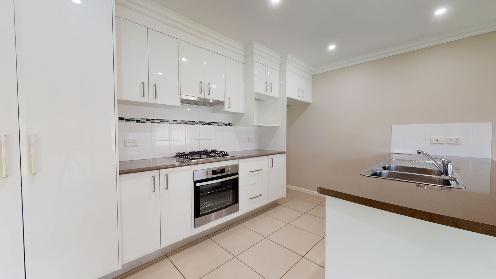 60 Diamond Drive Orange NSW, Orange - Thumbnail 3