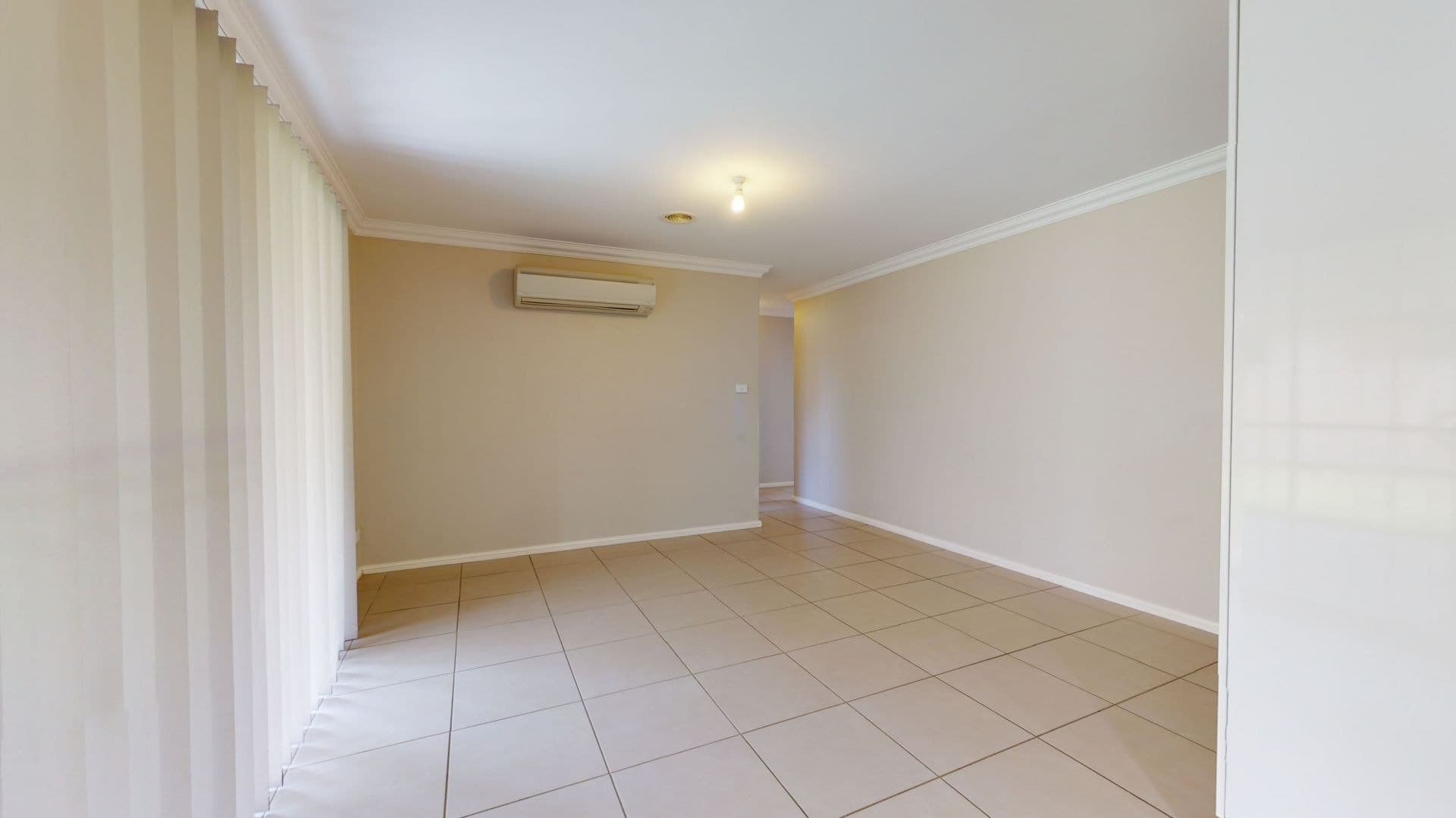 60 Diamond Drive Orange NSW, Orange - Thumbnail 4