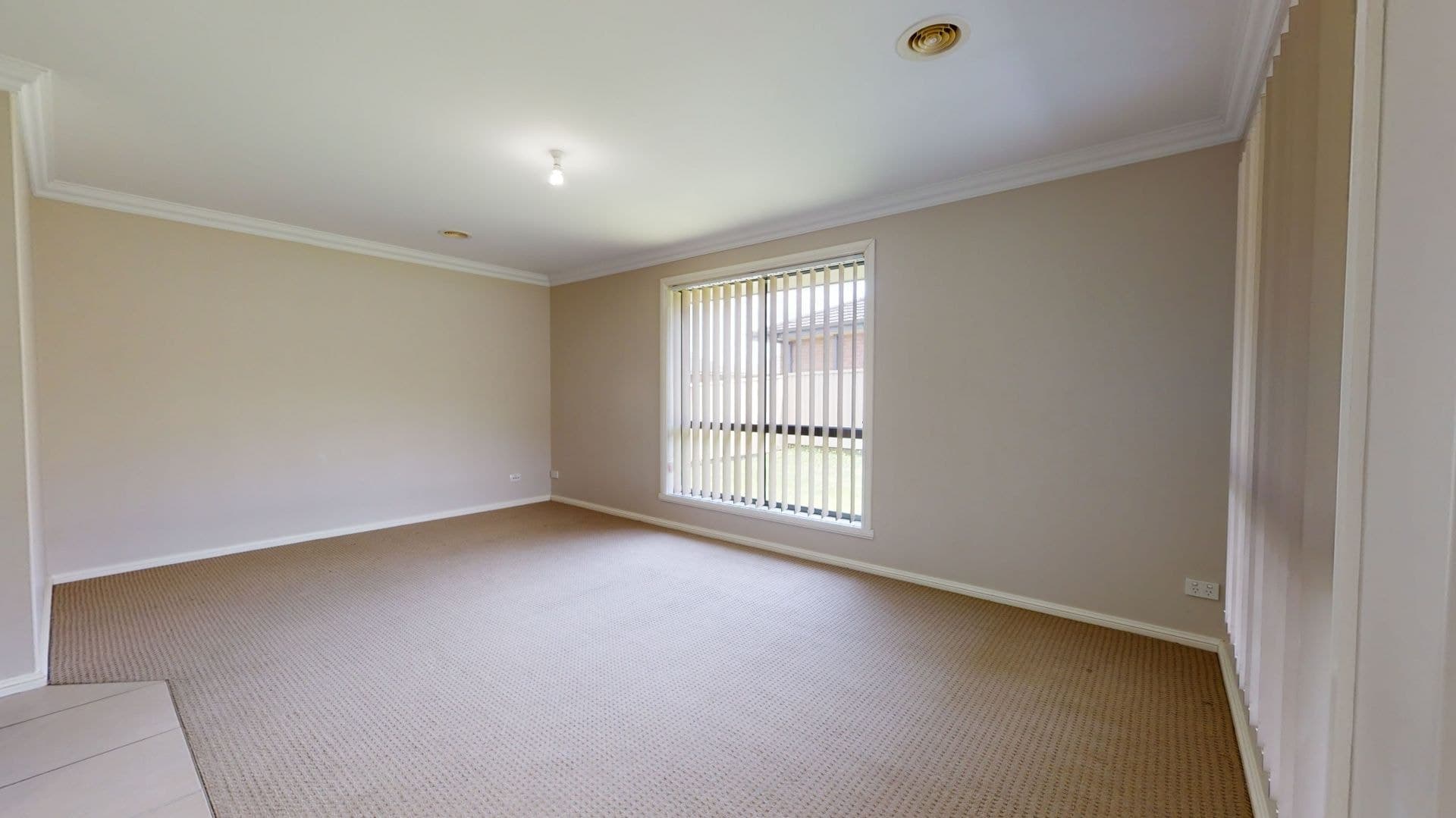 60 Diamond Drive Orange NSW, Orange - Thumbnail 5
