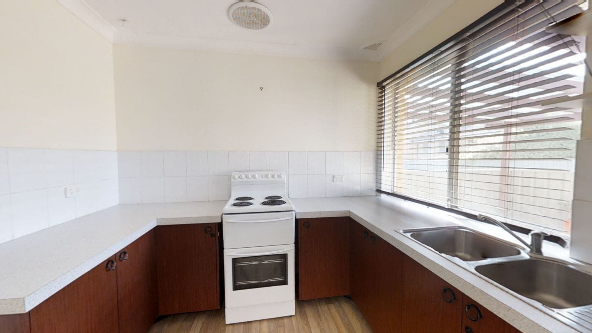 4/11/14 Boolaroo Place Orange NSW, Orange - Thumbnail 3