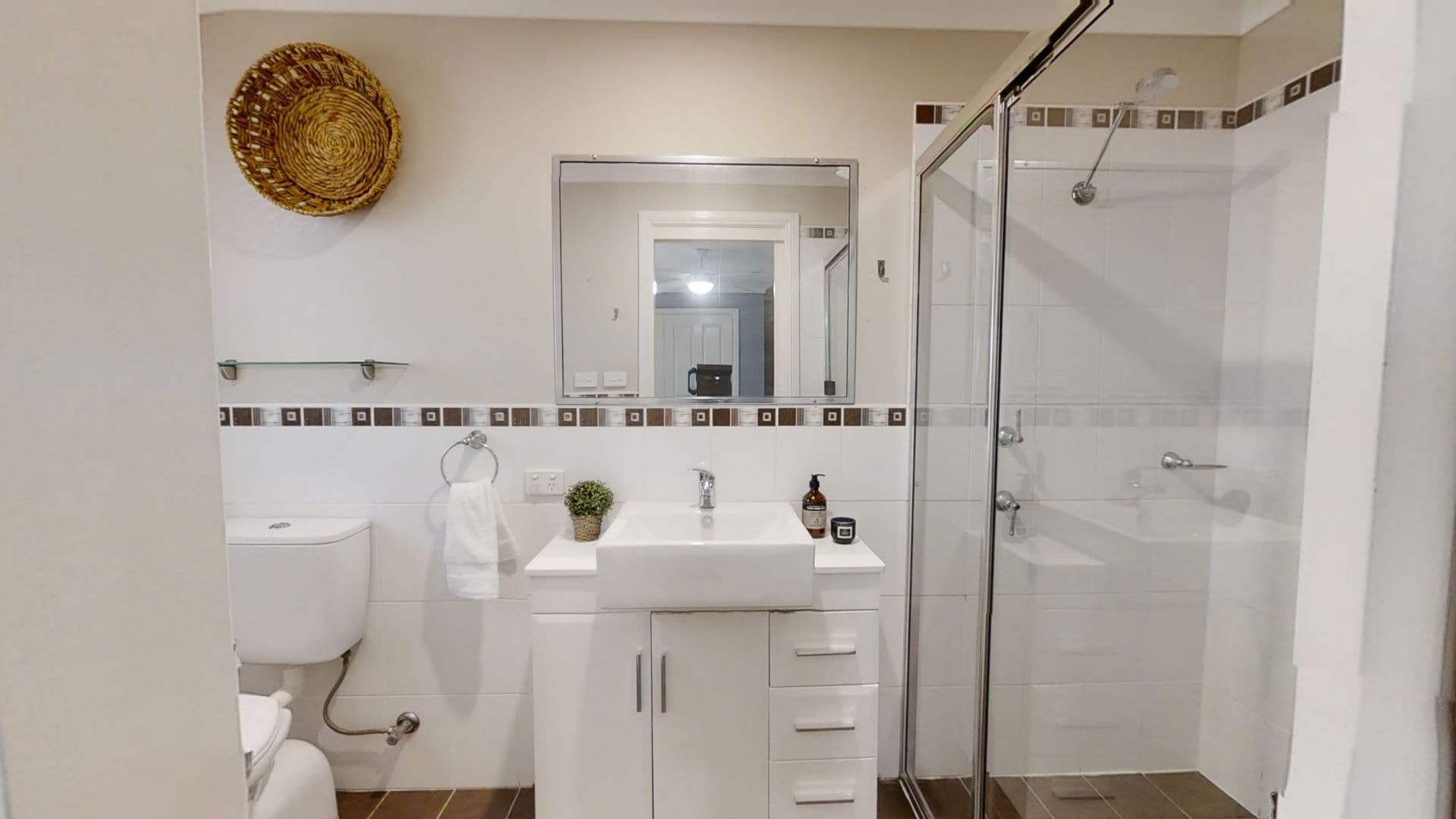 19 Holman Way Orange NSW, Orange - Thumbnail 6