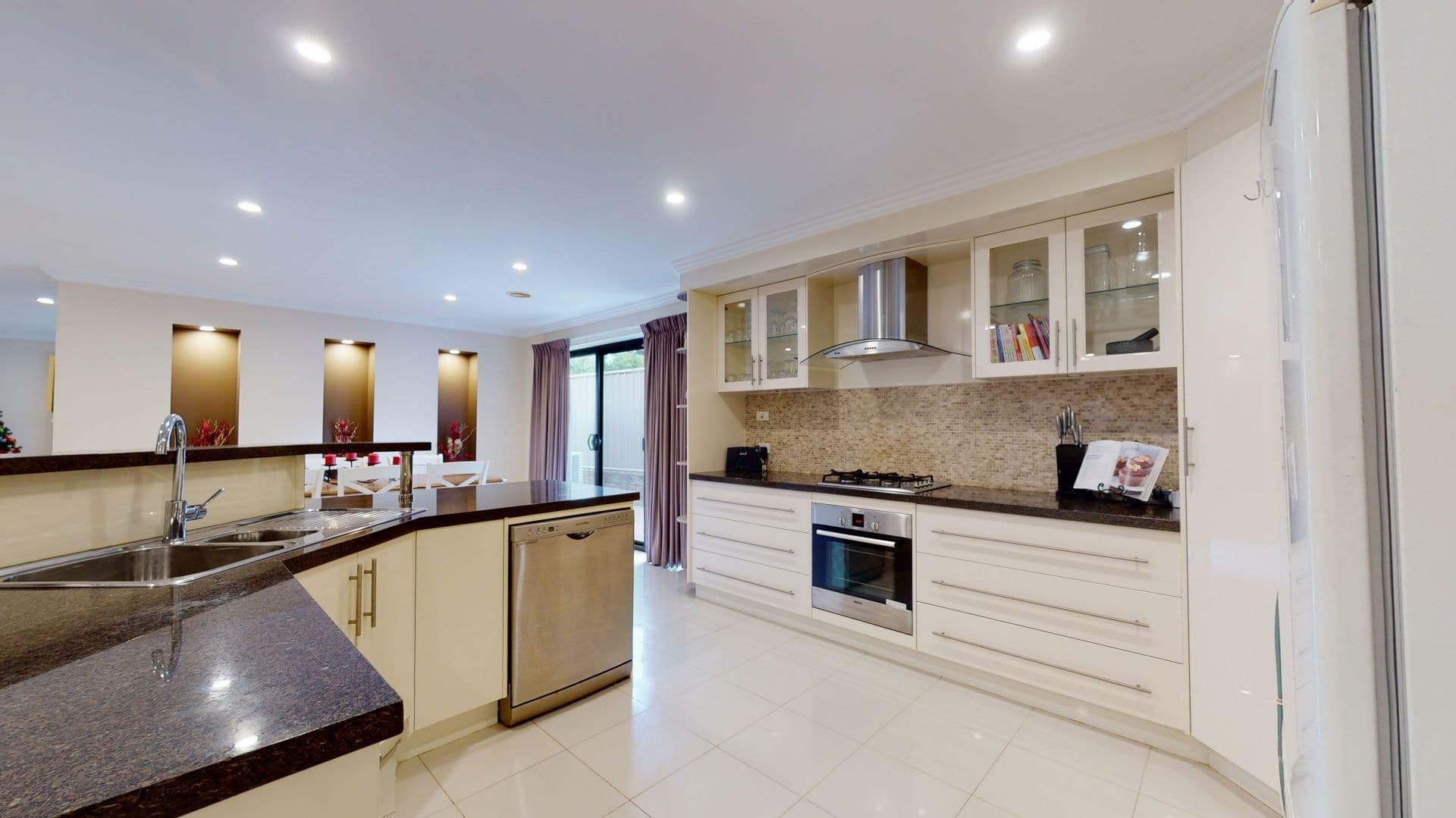 15a Botanic Way Orange NSW, Orange - Thumbnail 3