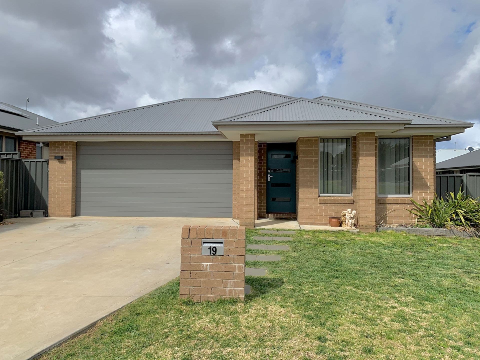 19 Hughes Street Orange NSW, Orange - Image 1