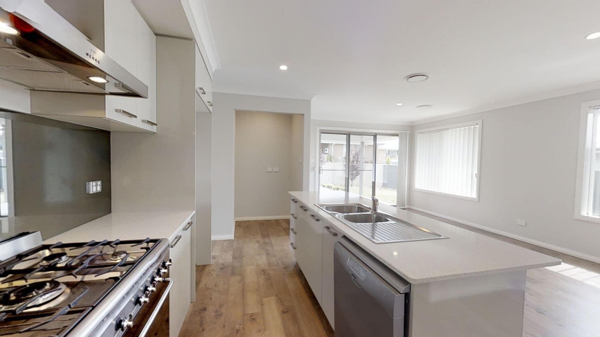 19 Hughes Street Orange NSW, Orange - Thumbnail 5
