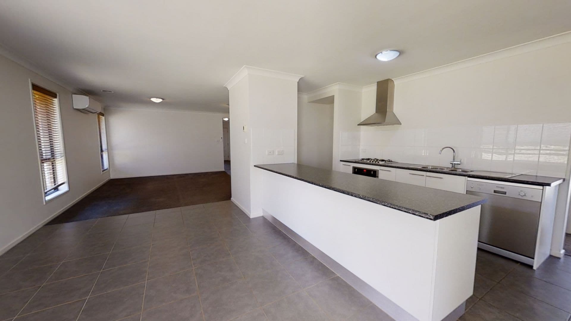 20 Dimboola Way Orange NSW, Orange - Thumbnail 2