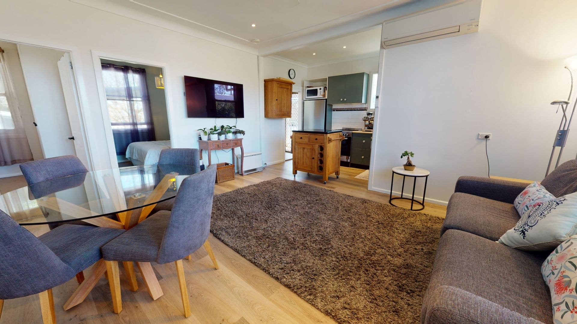 17 Kearneys Drive Orange NSW, Orange - Thumbnail 2