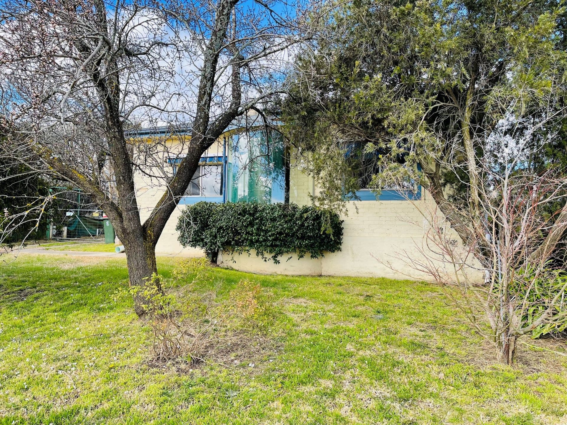 72 Kearneys Drive Orange NSW, Orange - Thumbnail 2