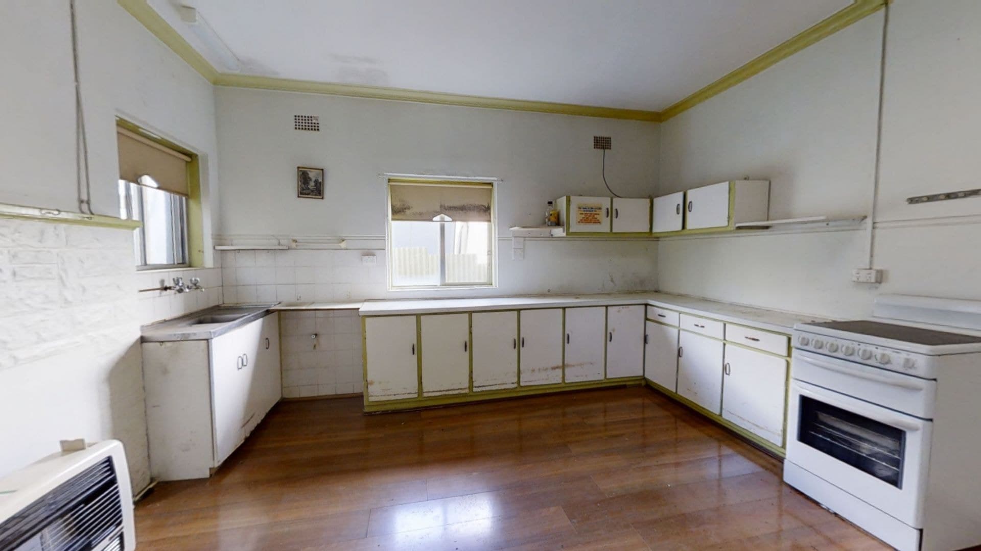 72 Kearneys Drive Orange NSW, Orange - Thumbnail 7