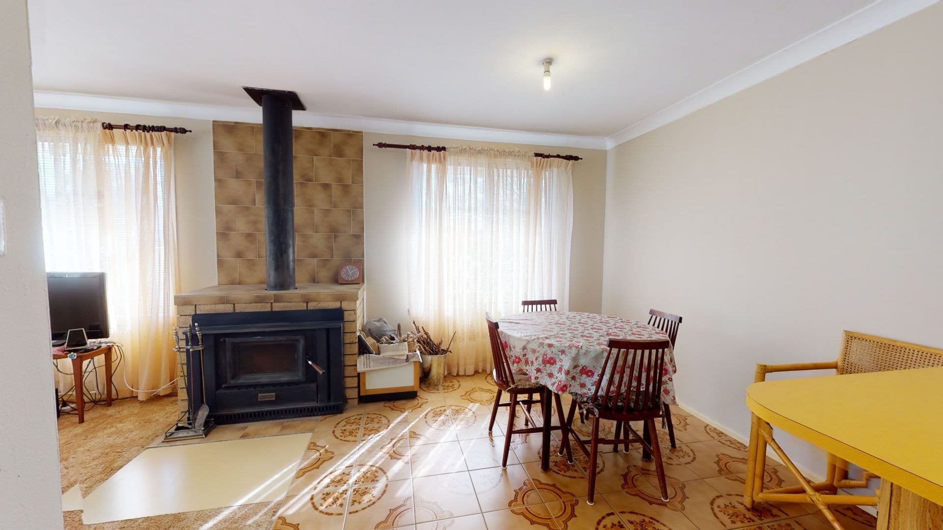 6 Willow Place Orange NSW, Orange - Thumbnail 4