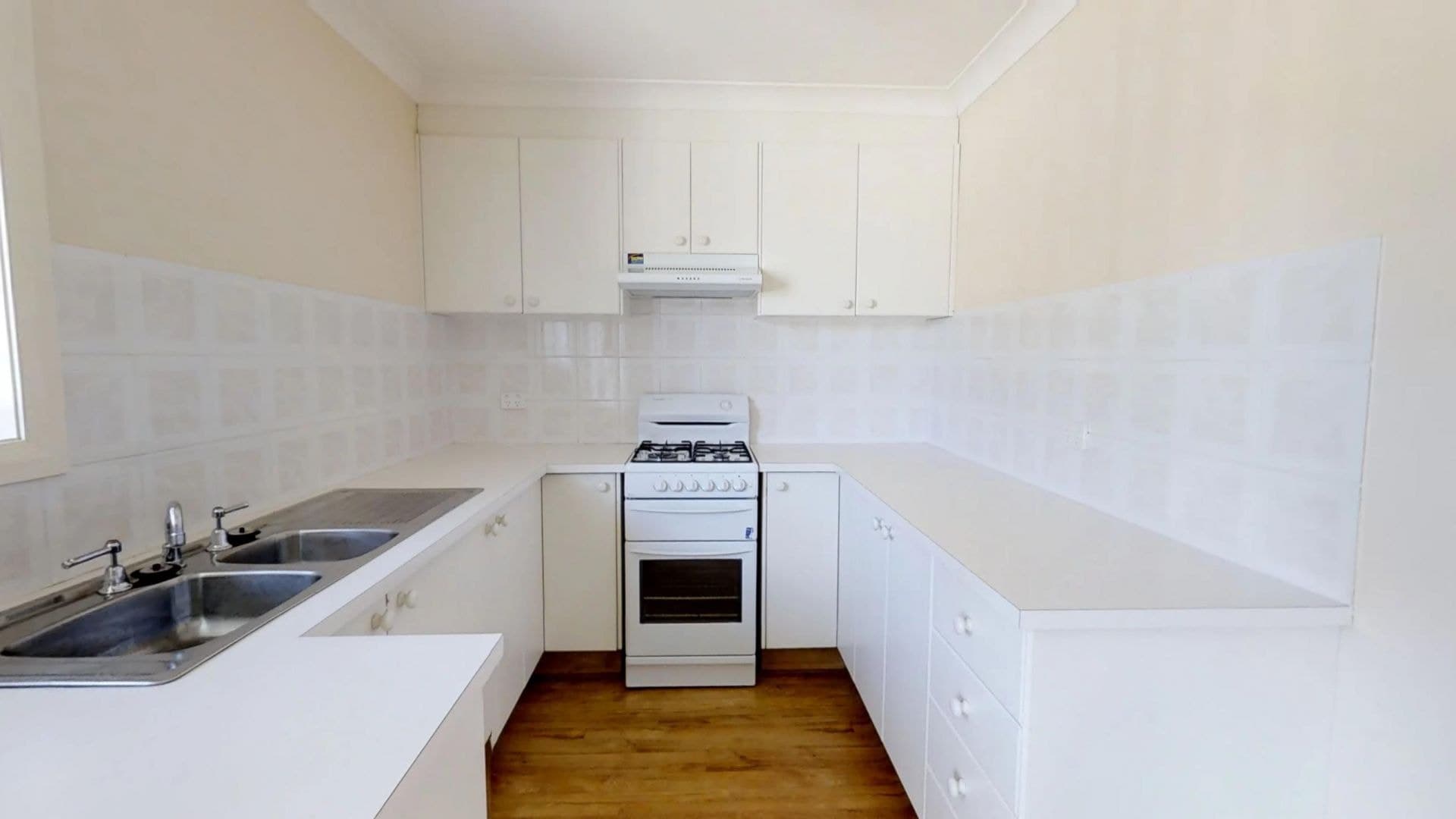 35 & 35a Turner Crescent Orange NSW, Orange - Thumbnail 5