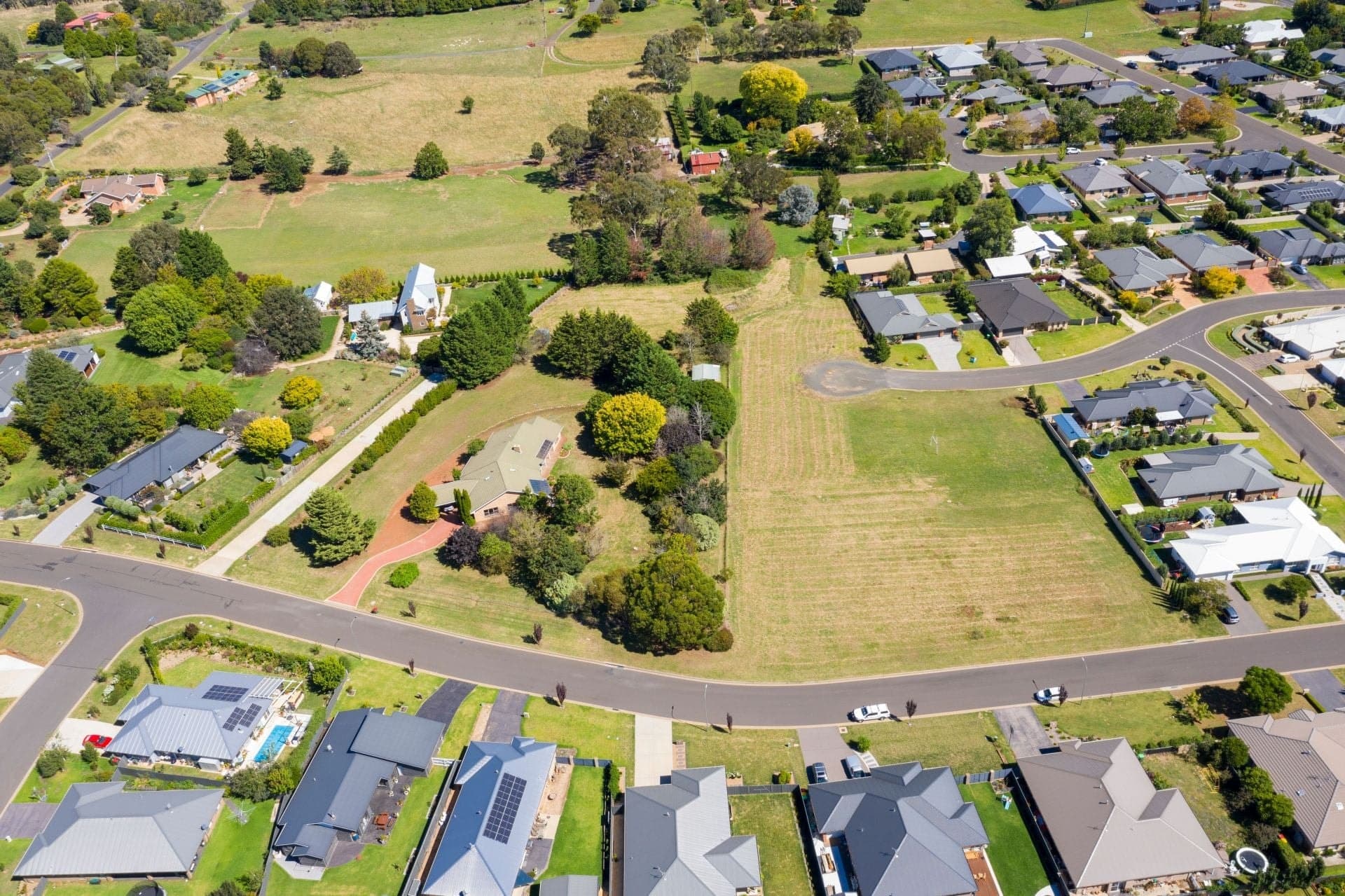 11 Carwoola Drive Orange NSW, Orange - Image 1